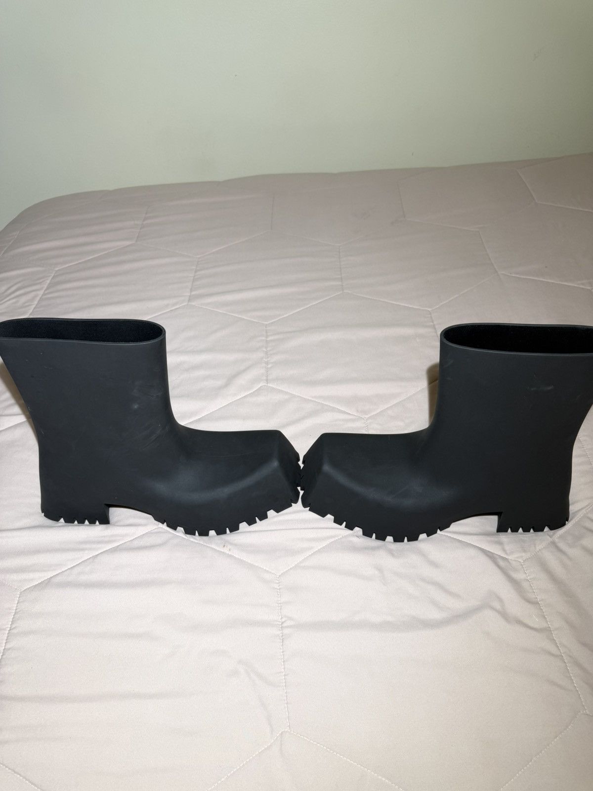 Balenciaga Balenciaga Men’s Trooper Boots Casual Size 13 Size US 13 / EU 46 - 1 Thumbnail