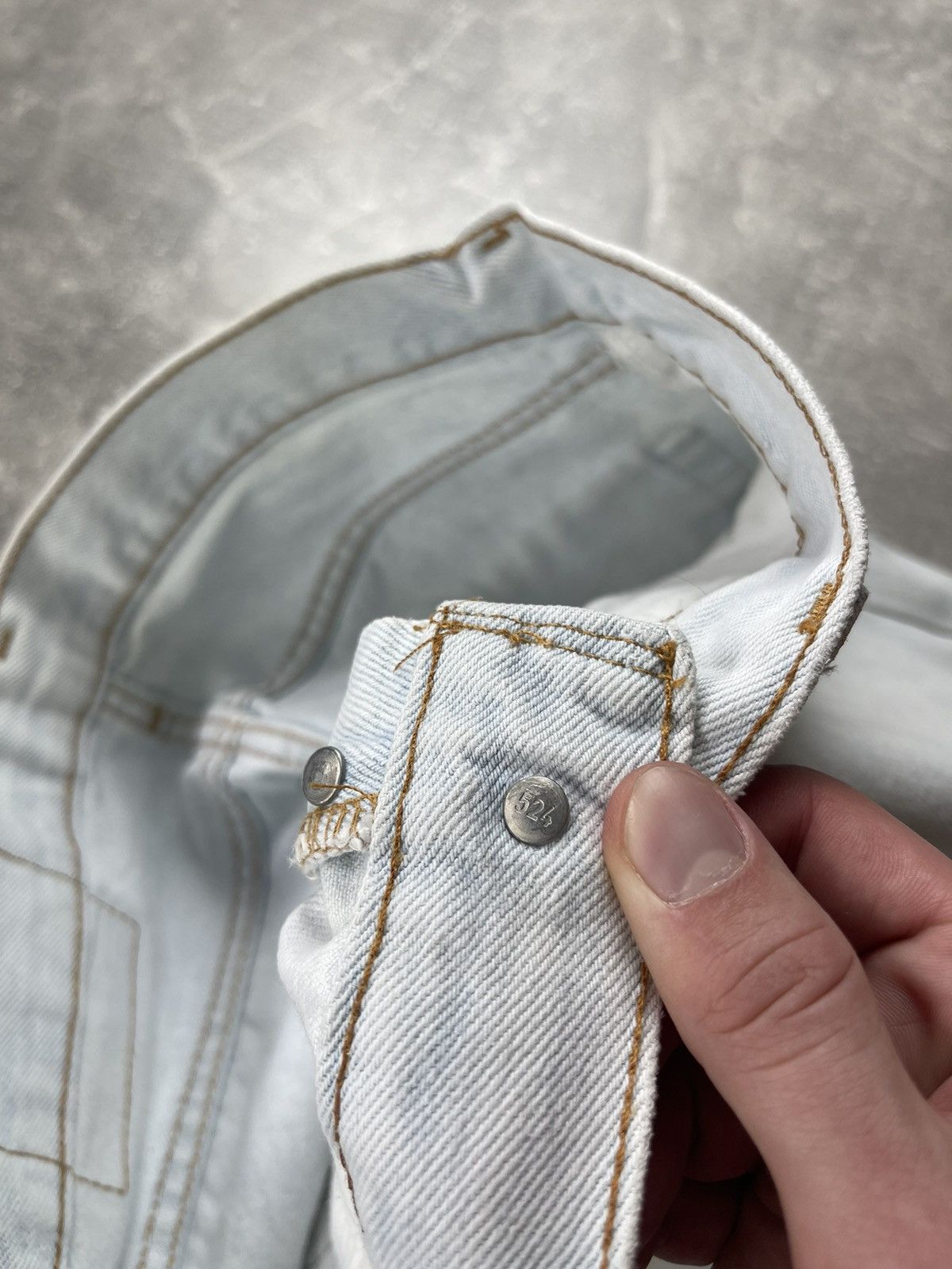 Levi's × Vintage Vintage Levi's 501xx Jeans USA Made Light Wash 90s Button Size US 32 / EU 48 - 13 Thumbnail