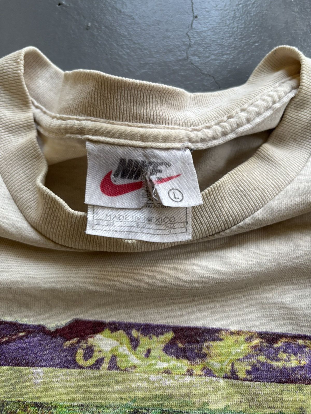 Nike VINTAGE 90’s Nike Tennis Court Graphic Tee Size US L / EU 52-54 / 3 - 3 Thumbnail