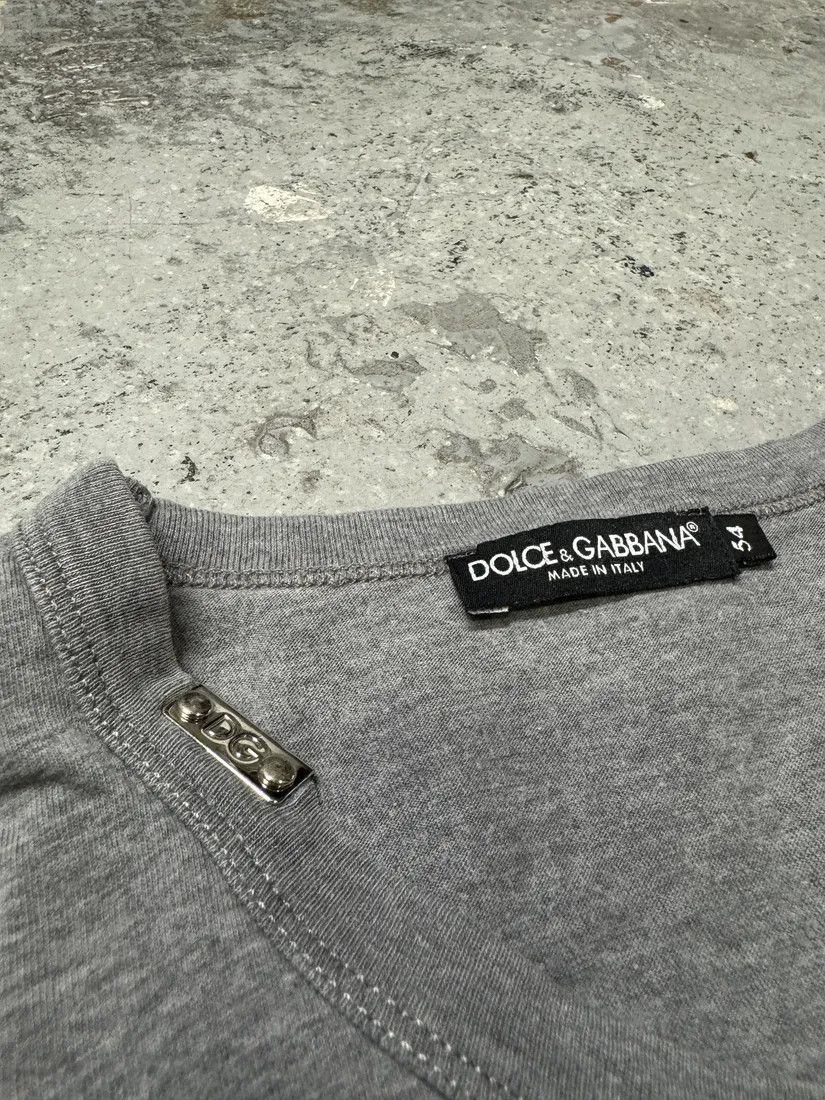 Designer × Dolce & Gabbana × Vintage SS2007 Dolce & Gabbana Grey Odyssey T-Shirt Size US S / EU 44-46 / 1 - 7 Thumbnail