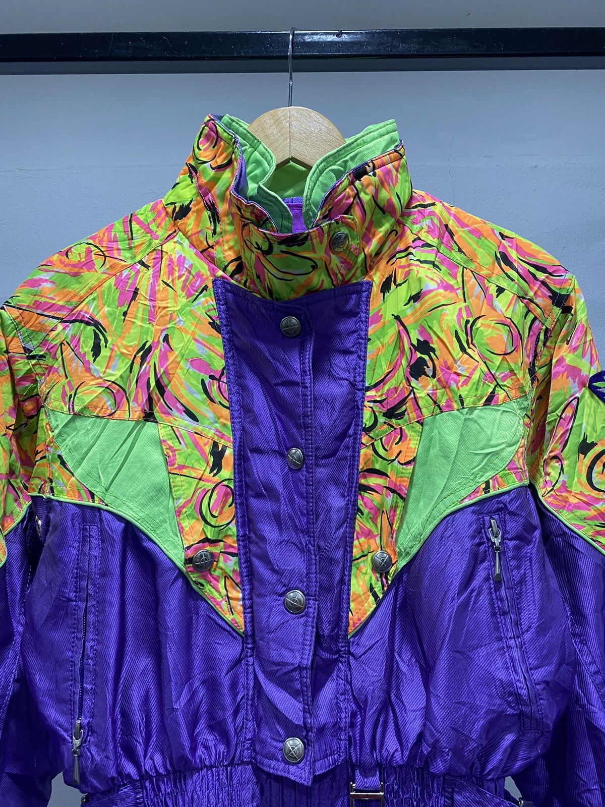 Vintage Vintage Descente Ski Winter Jacket 80s 70s Era Crop Size L / US 10 / IT 46 - 15 Thumbnail