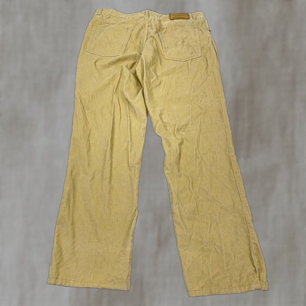 Tommy Hilfiger VINTAGE Tommy Hilfiger Pants Men 36x32 Chino Corduroy Beige 5-Pocket Regular Straight Jeans? No, adjust: Size US 36 / EU 52 - 1 Thumbnail
