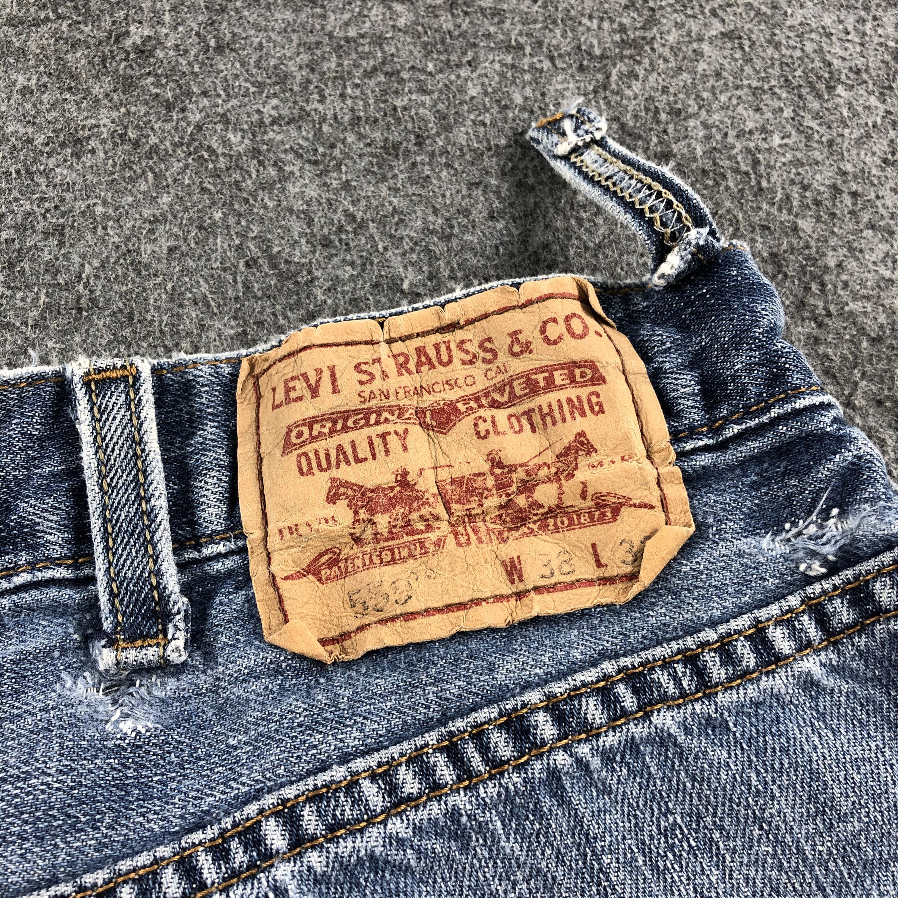 Levi's Vintage Blue Wash Levis 559 Jeans-J2459 Size US 37 - 5 Thumbnail