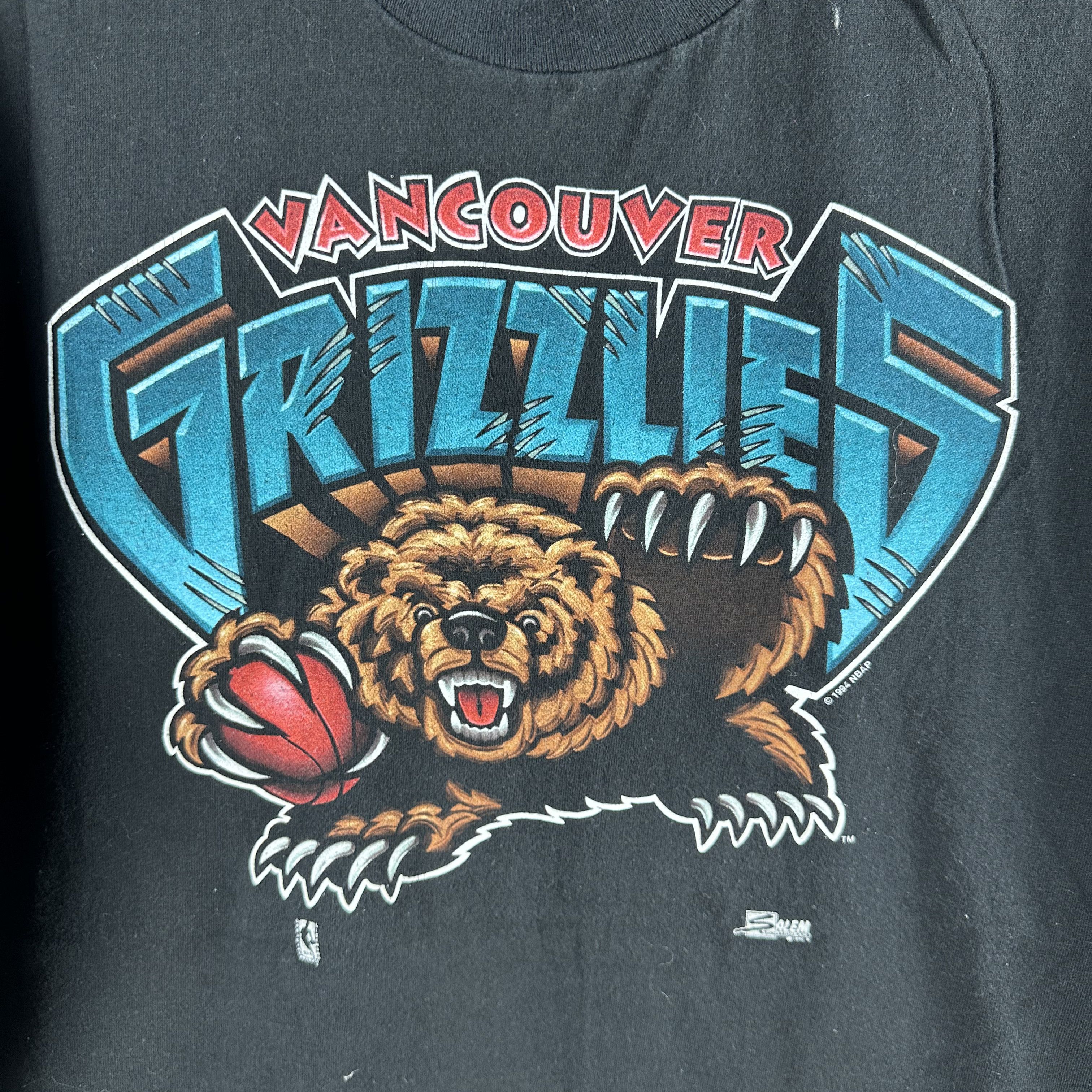 Vintage ​​1994 Vancouver Grizzlies Basketball NBA Salem ​ T-shirt Size US XL / EU 56 / 4 - 2 Thumbnail
