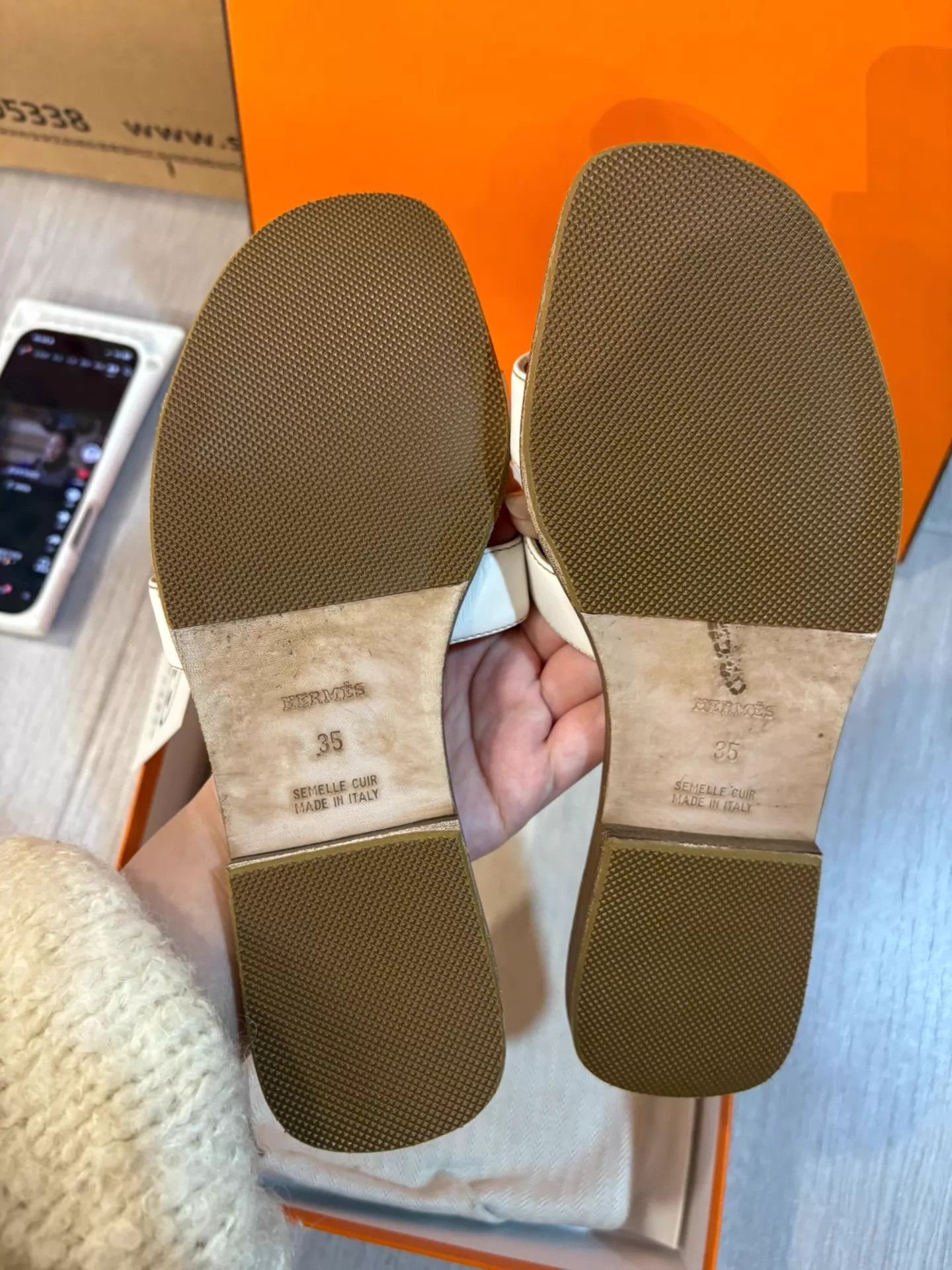 Hermes Hermes White H Classic Slippers 99 New 35 with Box Size US 4.5 / IT 34.5 - 3 Thumbnail