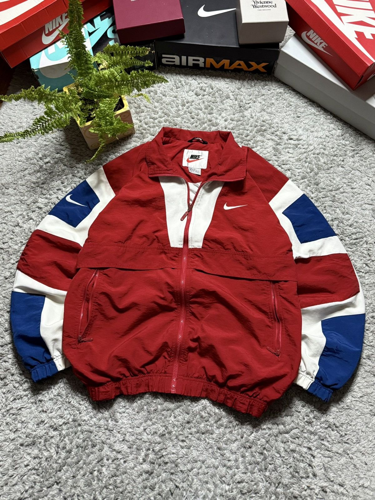 Nike 90s Nike Jacket Retro Vintage Logo Swoosh Streetwear Rare Size US M / EU 48-50 / 2 - 2 Thumbnail