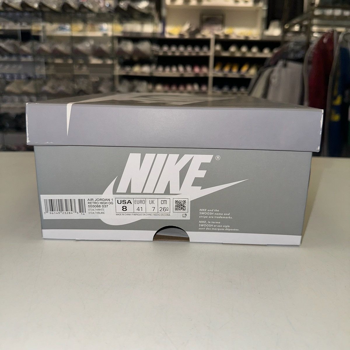 Jordan Brand × Nike Size 8 - Jordan 1 Retro High OG Stealth Size US 8 / EU 41 - 7 Thumbnail