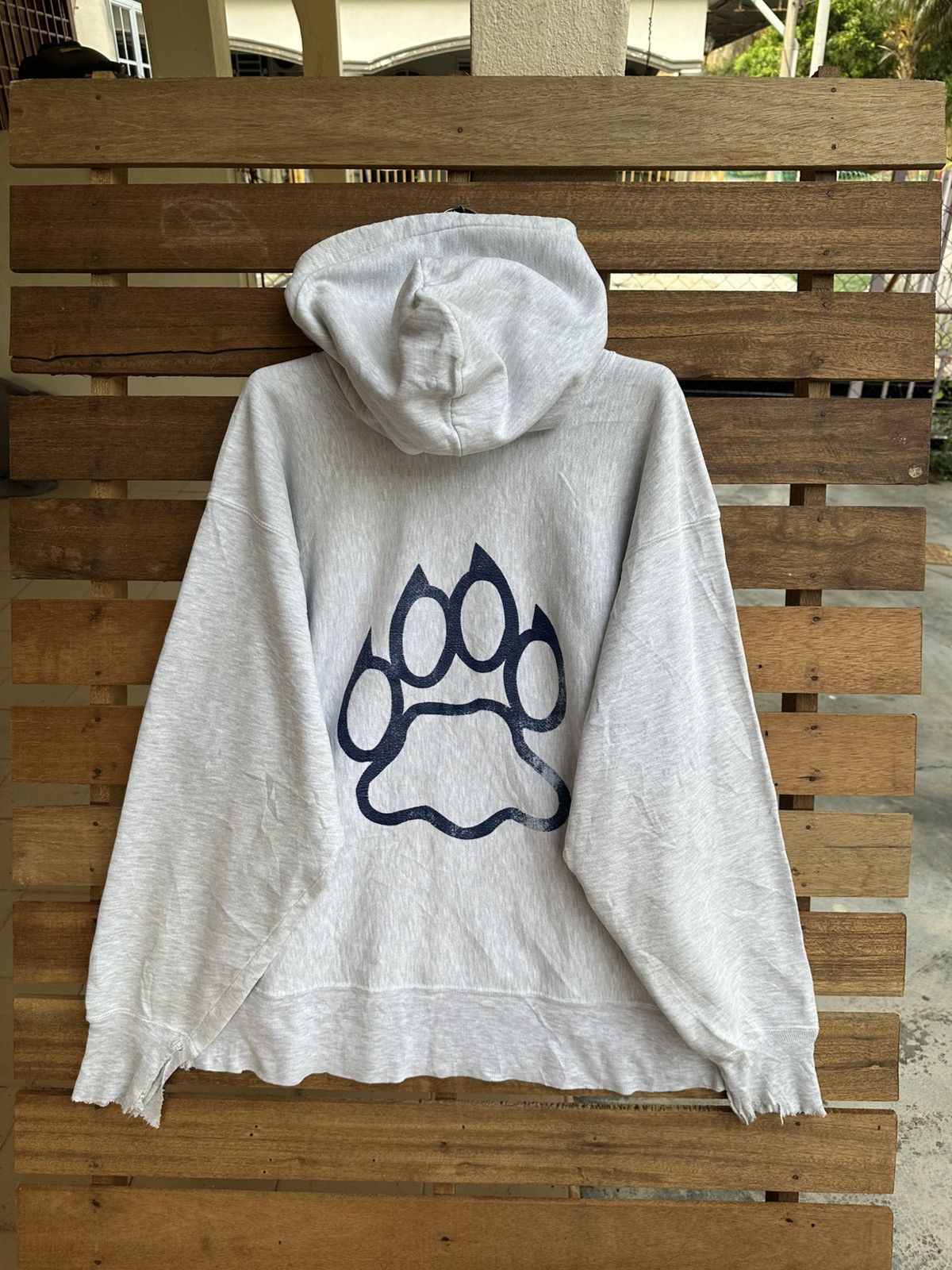 Champion Vintage 90s Champion Reverse Weave Uni Hampshire Hoodie Size US XL / EU 56 / 4 - 2 Thumbnail