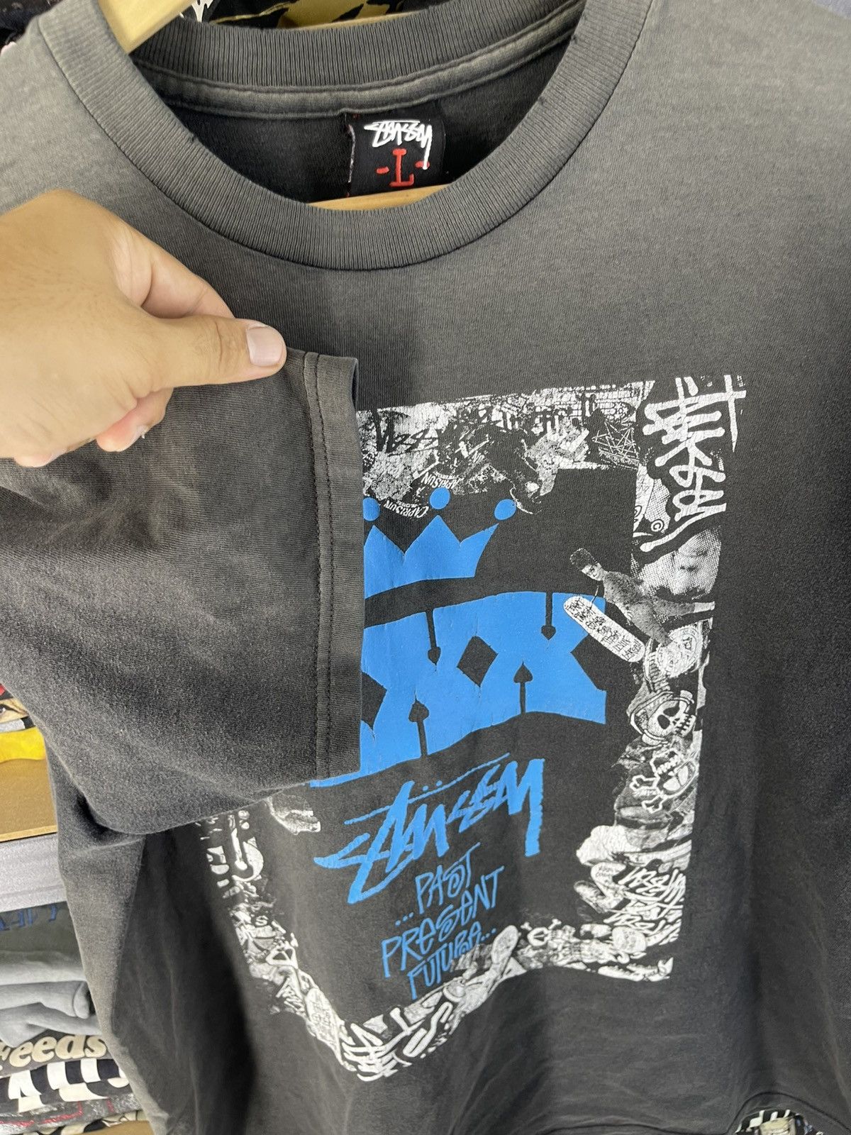 Stussy Thrashed Vintage Stüssy "XXX" 30th Anniversary T-shirt Size US L / EU 52-54 / 3 - 9 Thumbnail