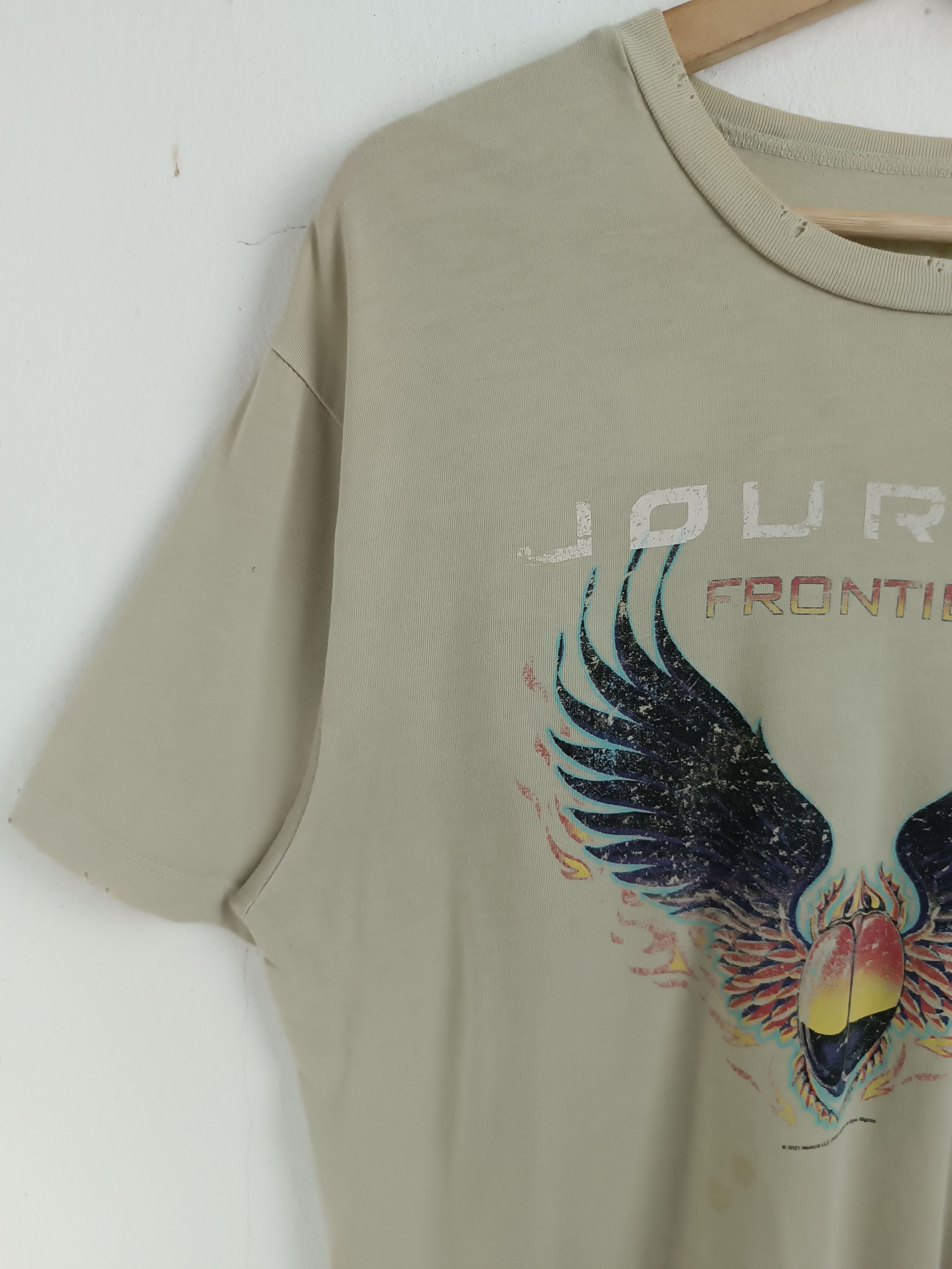 Band Tees VINTAGE 2021 DISTRESSED JOURNEY FRONTIER TEE kiss u2 def Size US L / EU 52-54 / 3 - 5 Thumbnail