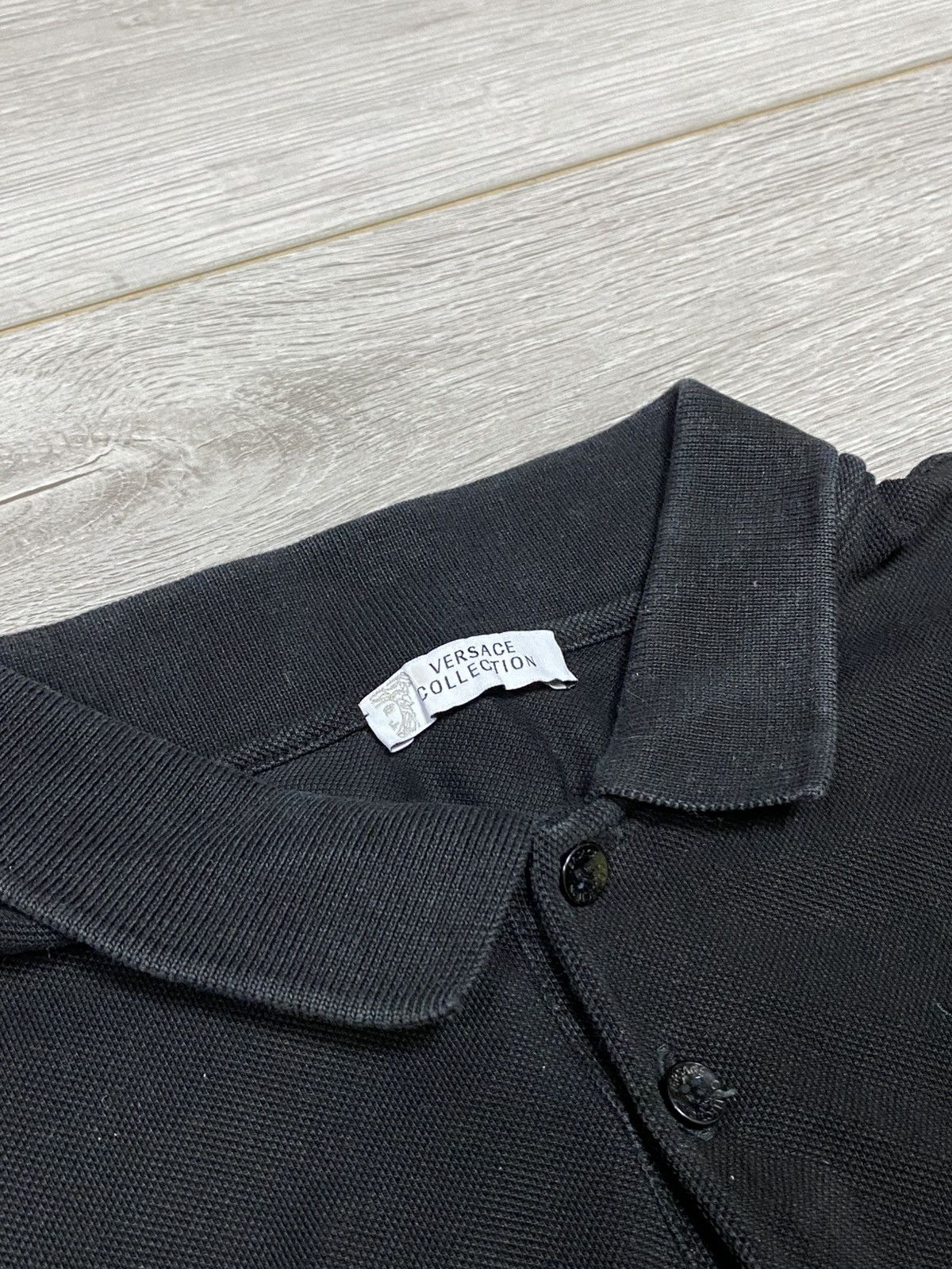 Versace Versace vintage half Medusa logo polo Size US L / EU 52-54 / 3 - 4 Thumbnail
