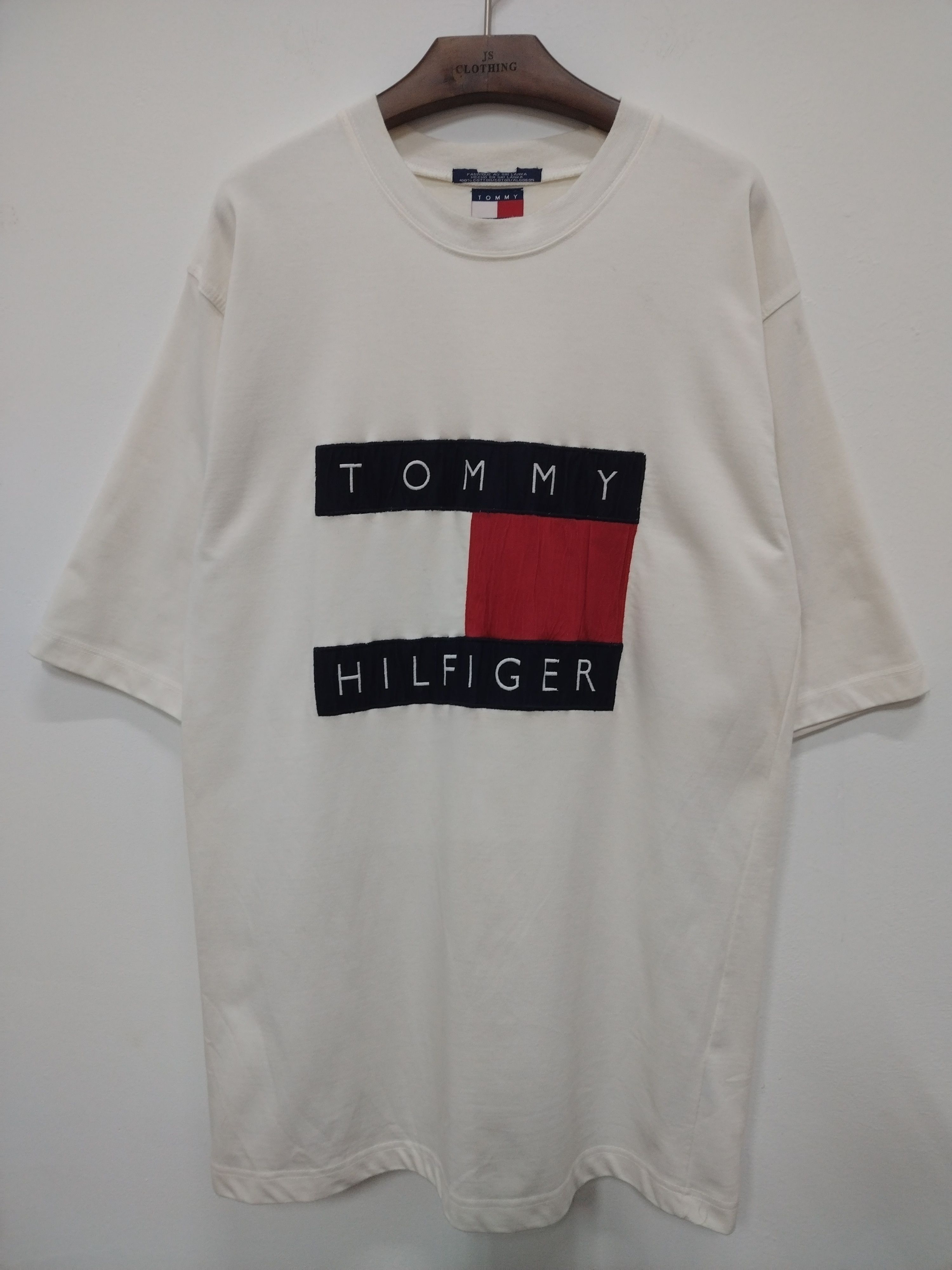 Designer × Tommy Hilfiger 🔥Send offer💥VINTAGE TOMMY HILFIGER LONG T SHIRT BIG LOGO Size US M / EU 48-50 / 2 - 2 Thumbnail