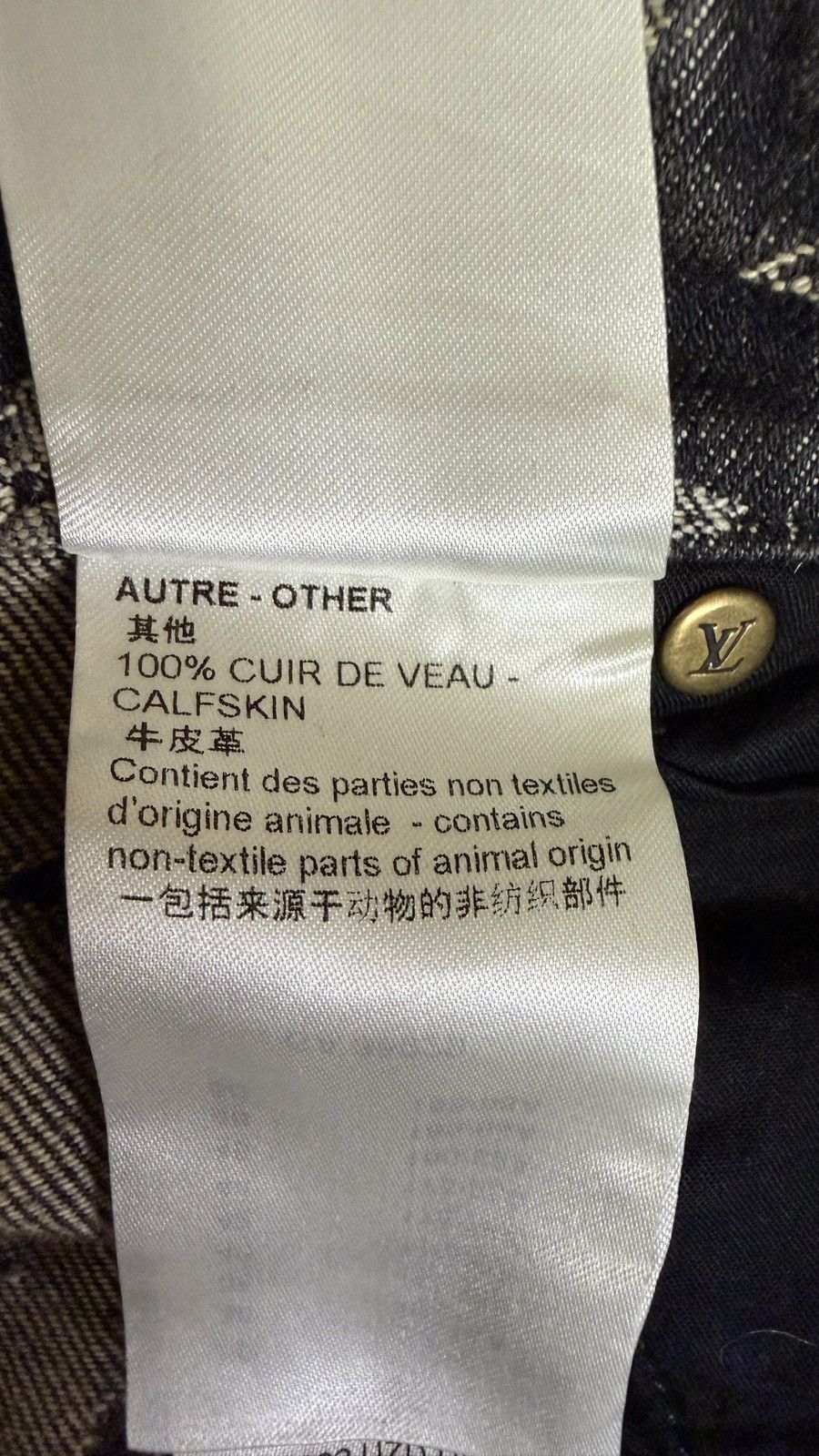 Louis Vuitton Louis Vuitton 34 Distressed Black Monogram Denim Jeans Size US 34 / EU 50 - 13 Thumbnail