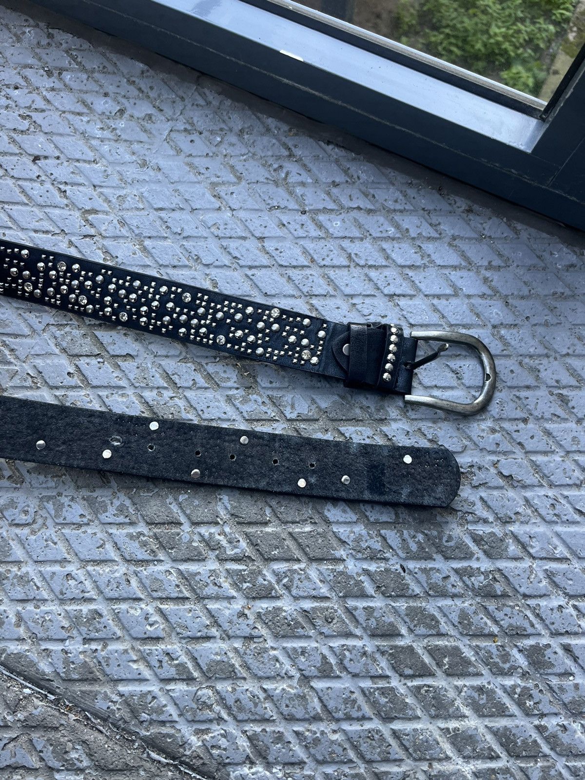 Vintage Avant garde leather belts vintage Size ONE SIZE - 7 Thumbnail