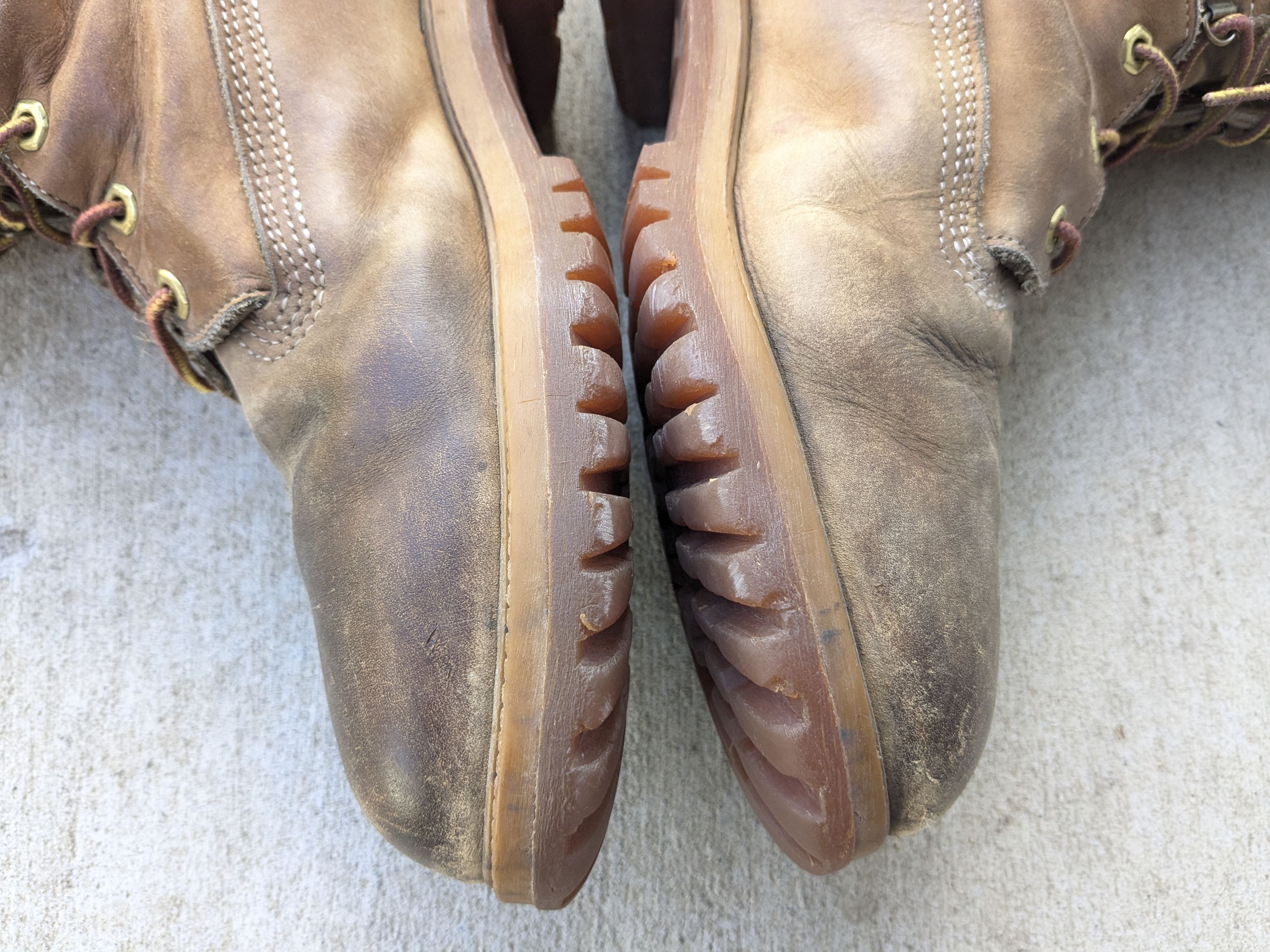 Timberland Timberland Boots 10 Wide Brown Tan Wheat Suede Nubuck Size US 10 / EU 43 - 8 Thumbnail