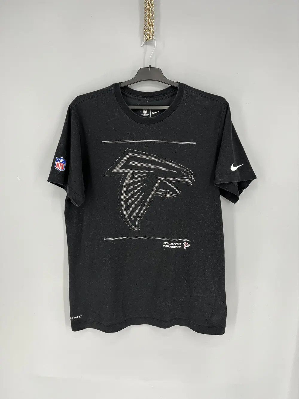Vintage Nike Dri-FIT Sideline Team Issue (NFL Atlanta Falcons) Size US L / EU 52-54 / 3 - 1 Thumbnail