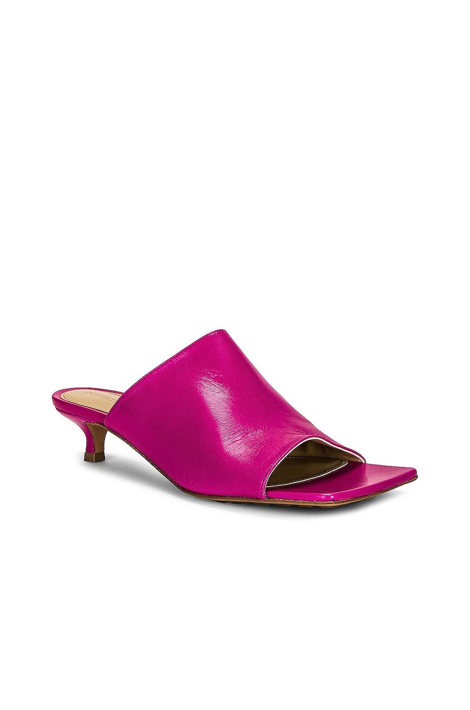 Bottega Veneta o1bcso1str0924 Stretch Mule in Fuchsia Size US 8 / IT 38 - 2 Thumbnail