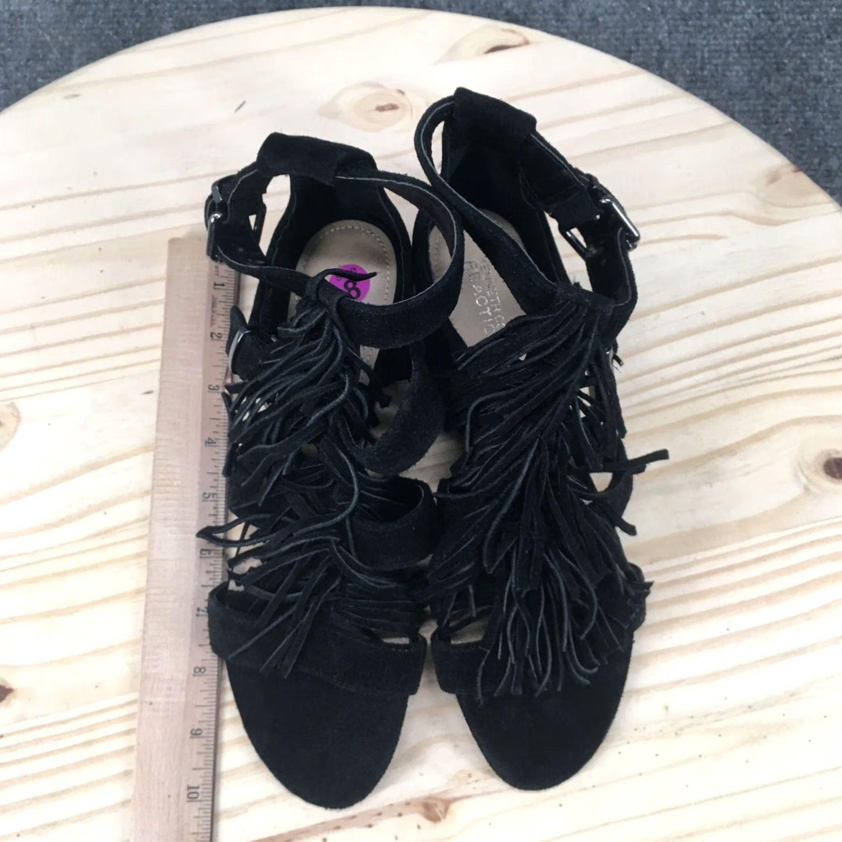 Kenneth Cole Kenneth Cole Reaction Sandals Womens 8 M Audre Struck Gladiator Black Leather Sandal Gladiator Shoes Womens 8 Black Leather Size US 8 / IT 38 - 6 Thumbnail