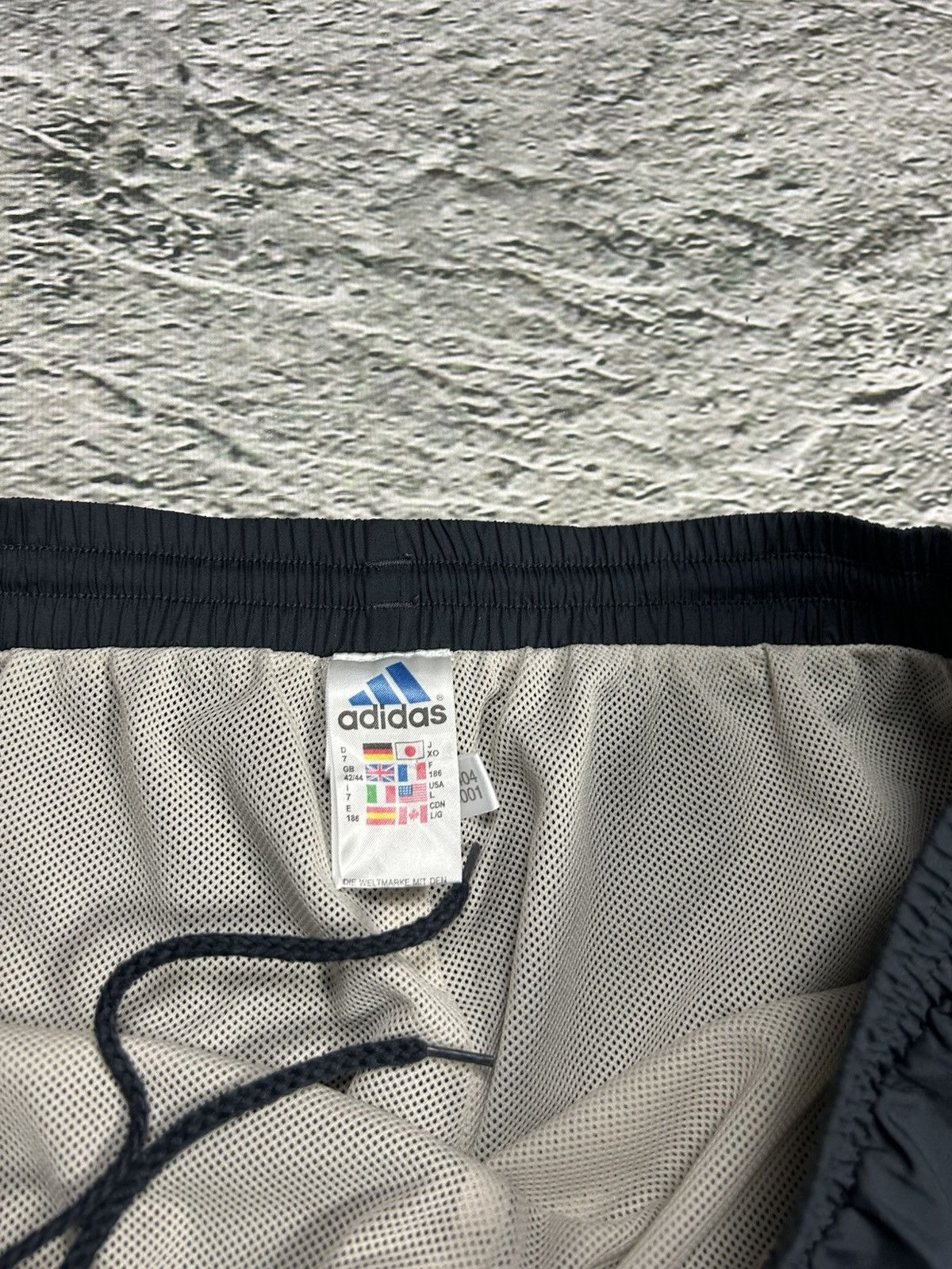 Adidas × Vintage Adidas track pants vintage grey nylon 2000s Size US 32 / EU 48 - 3 Thumbnail