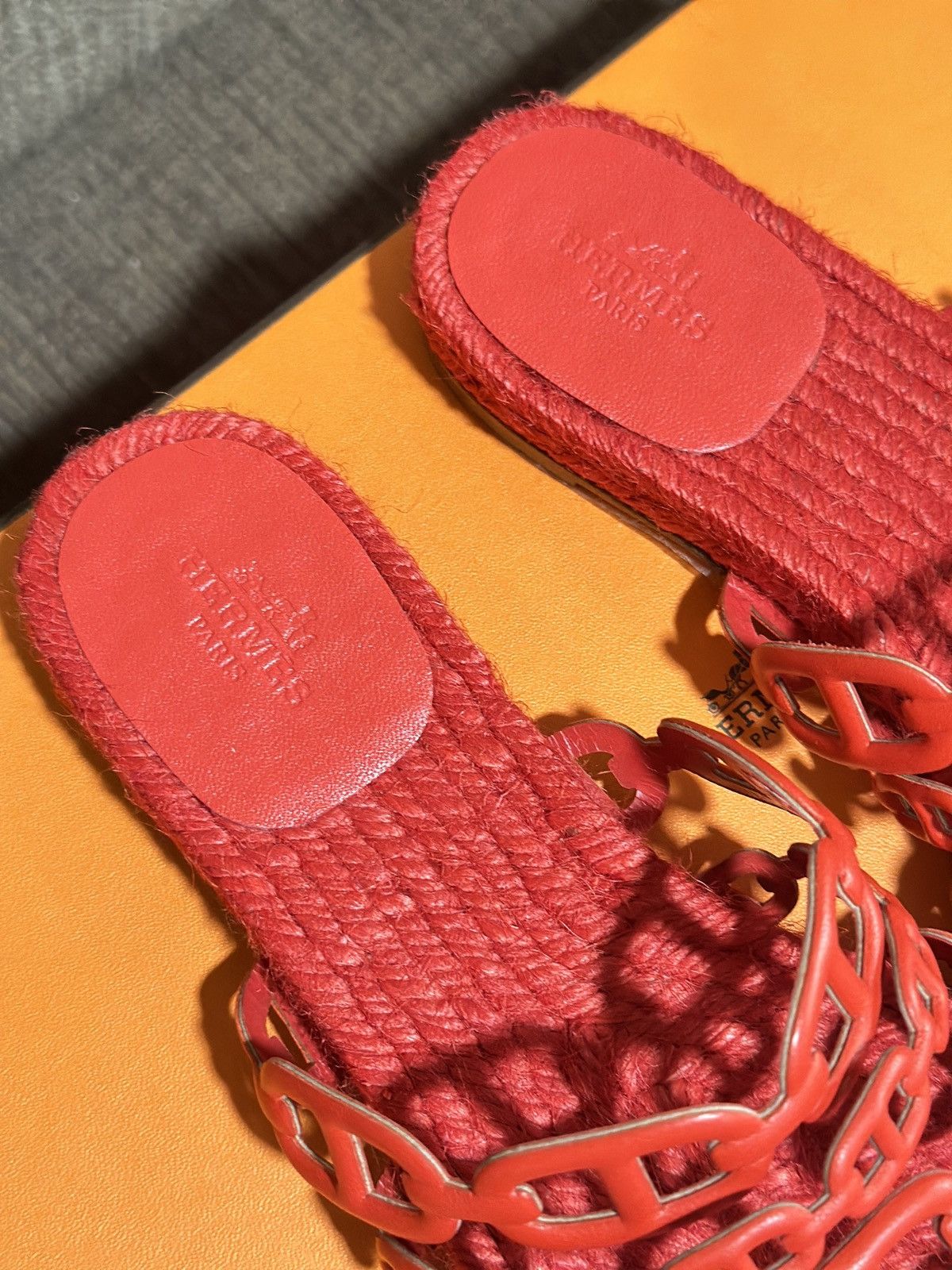 Hermes NWOT HERMES ANCONE Espadrilles Fem ancone Rouge Bali 35 Size US 5 / IT 35 - 3 Thumbnail
