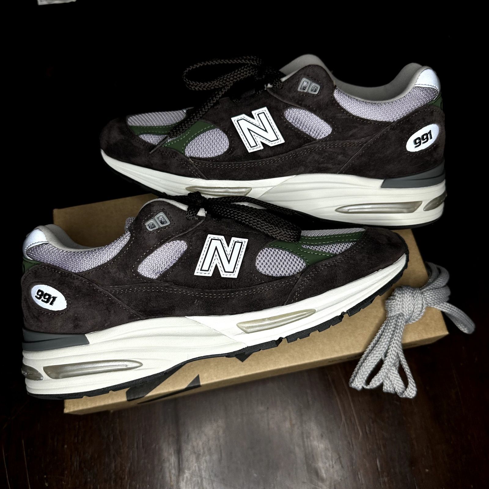 New Balance New Balance 991v2 'Made in UK' Size US 8.5 / EU 41-42 - 1 Thumbnail