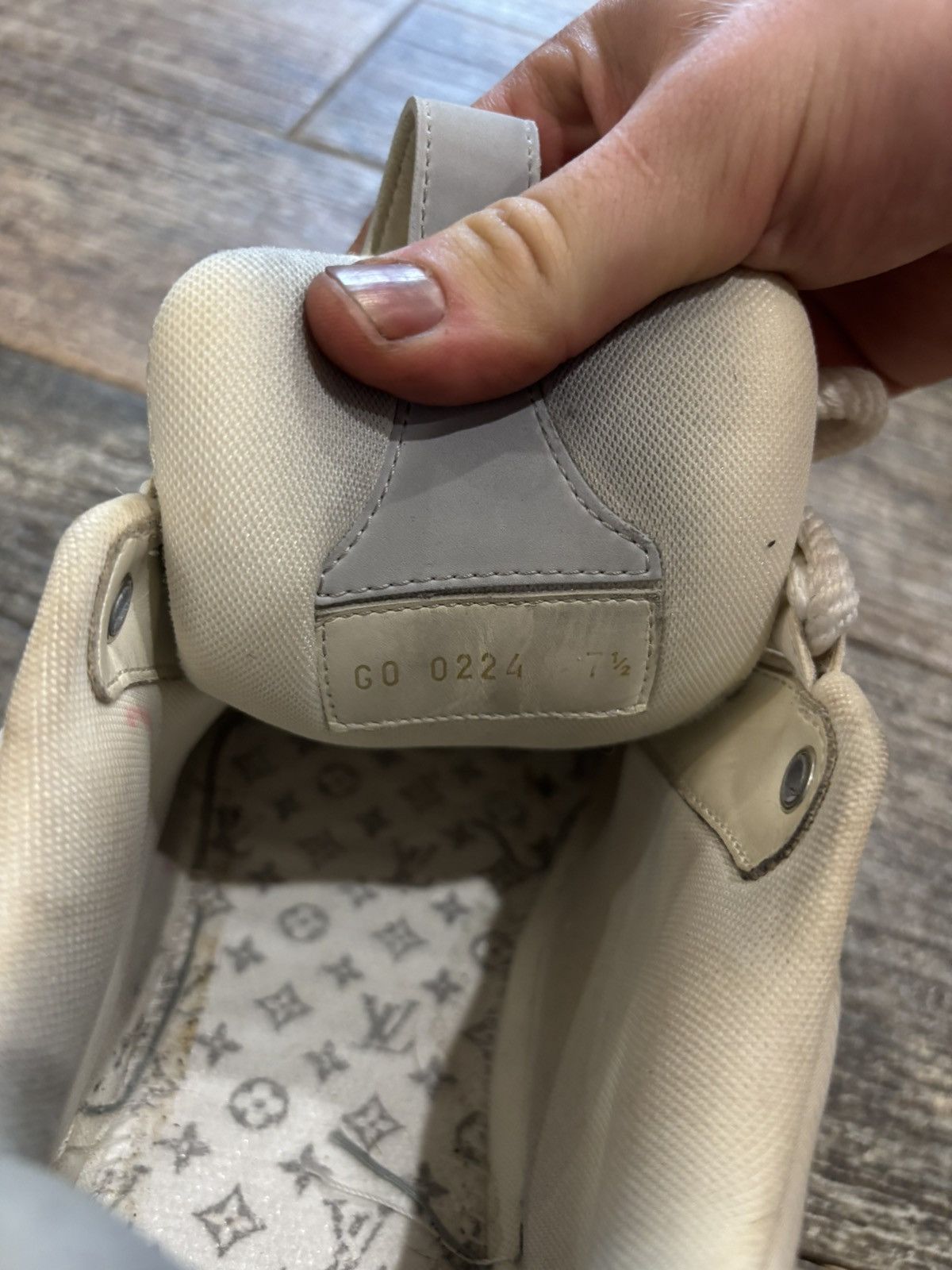 Louis Vuitton White and Grey Skate Sneakers Size US 9 / EU 42 - 6 Thumbnail