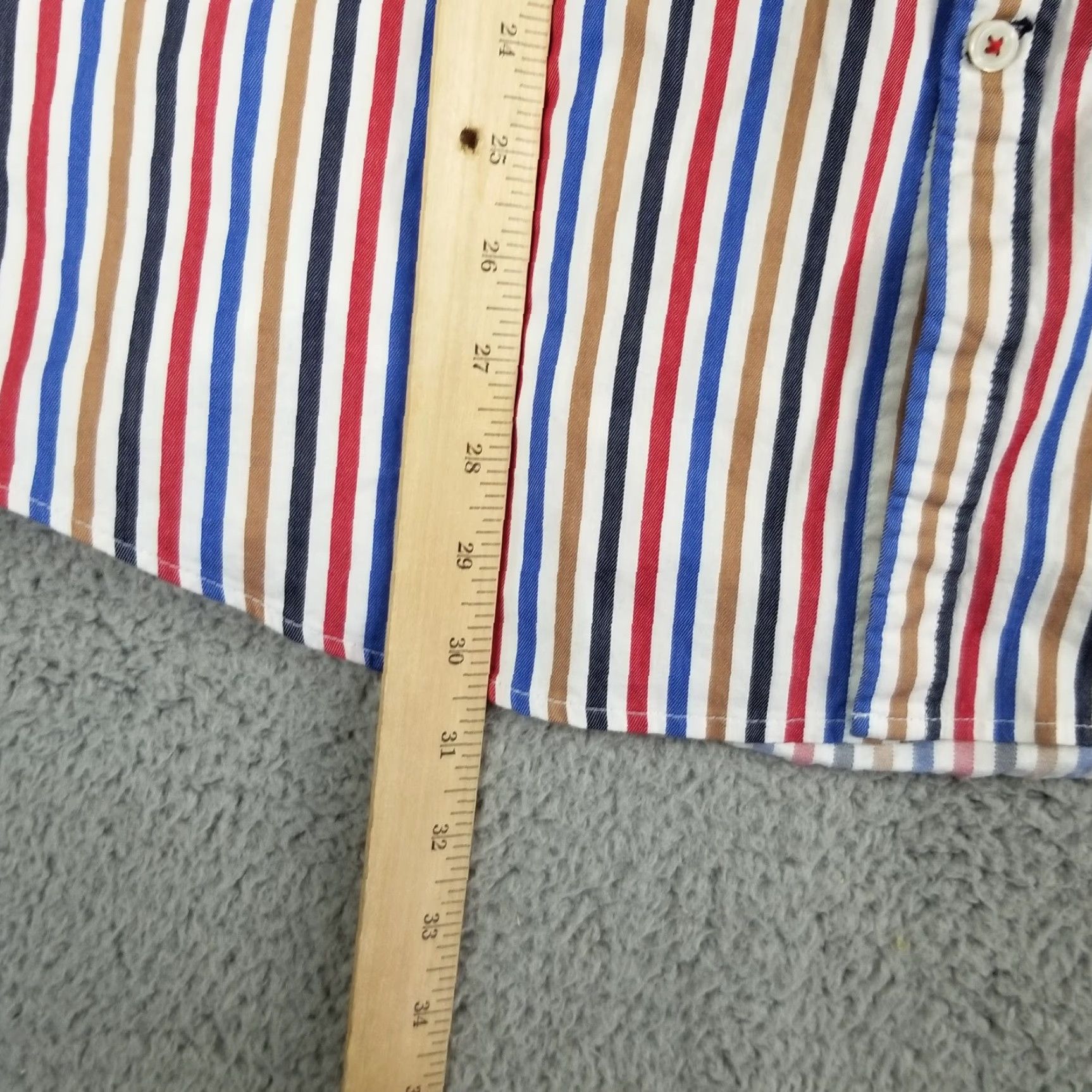 Tommy Hilfiger Vintage Tommy Hilfiger Striped Shirt Men XL Slim Fit Y2K → Tommy Hilfiger Vintage Striped Shirt Men XL Slim Fit Y2K Size US XL / EU 56 / 4 - 4 Thumbnail