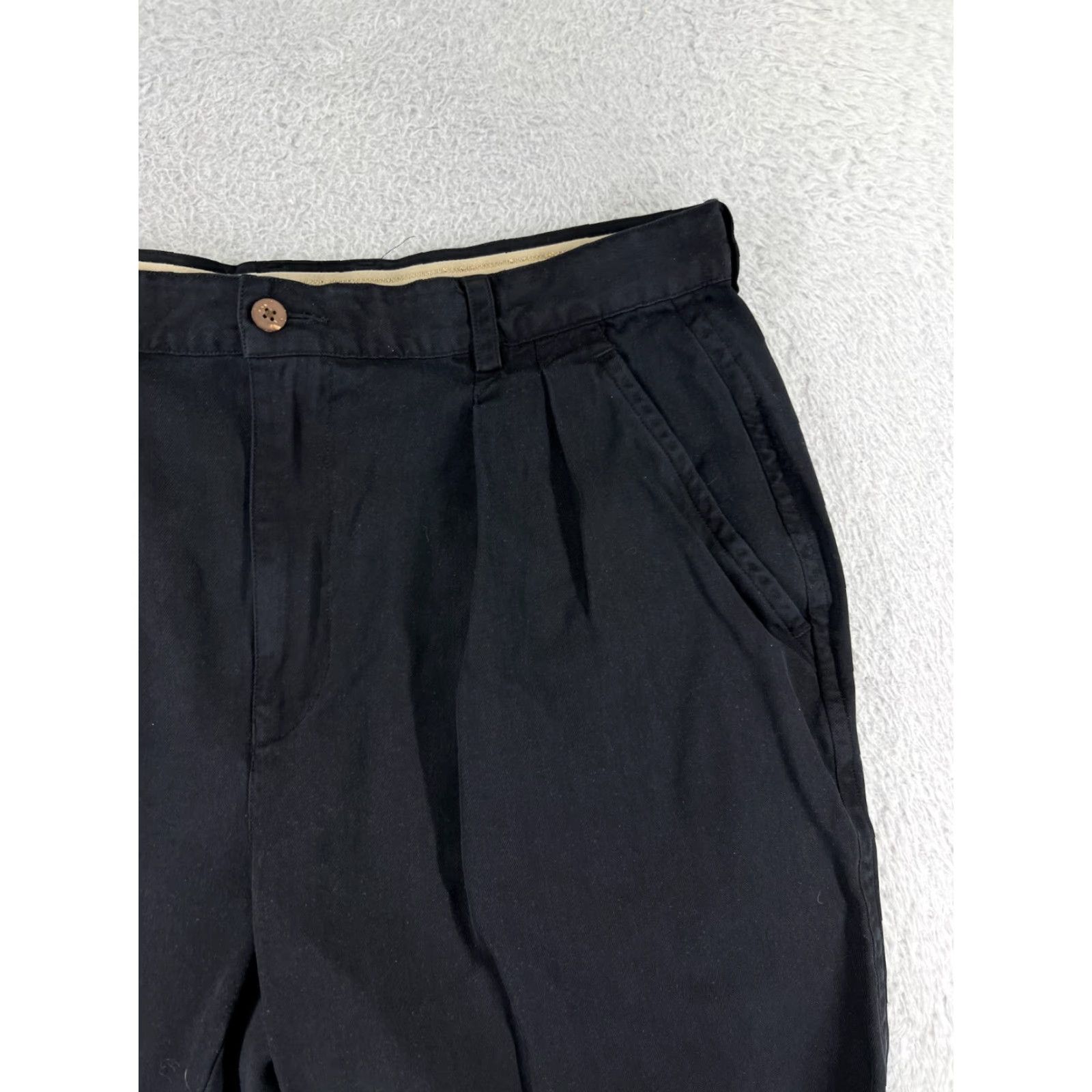 Tommy Bahama Tommy Bahama Shorts Men 36 Black Silk Pleated RELAX Beach Vacation Golf Golfer Size US 36 / EU 52 - 7 Thumbnail