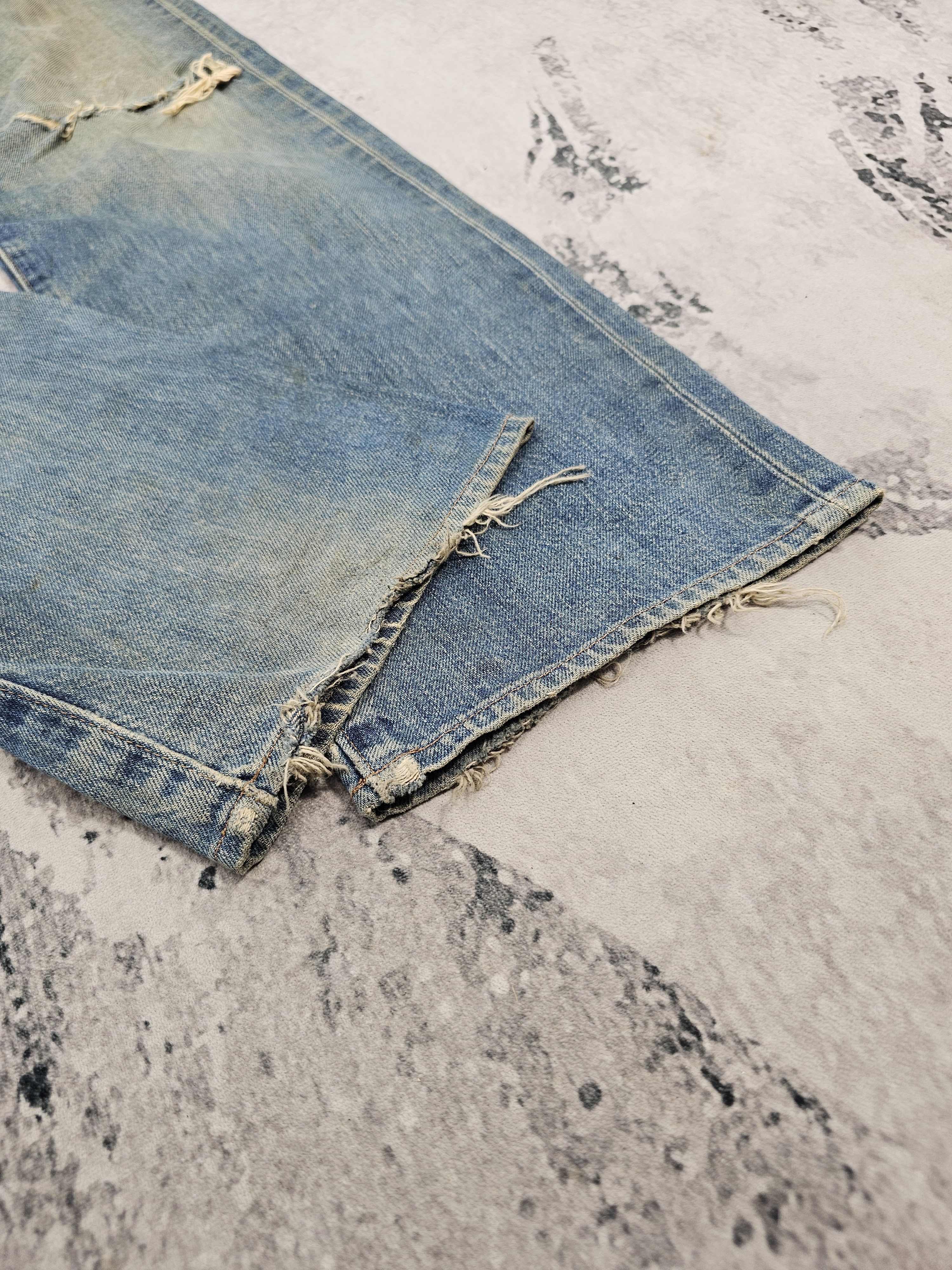 Levi's Vtg LEVIS 551 Z Ripped Selvedge Redline Big E Jeans L0452 Size US 30 / EU 46 - 10 Thumbnail
