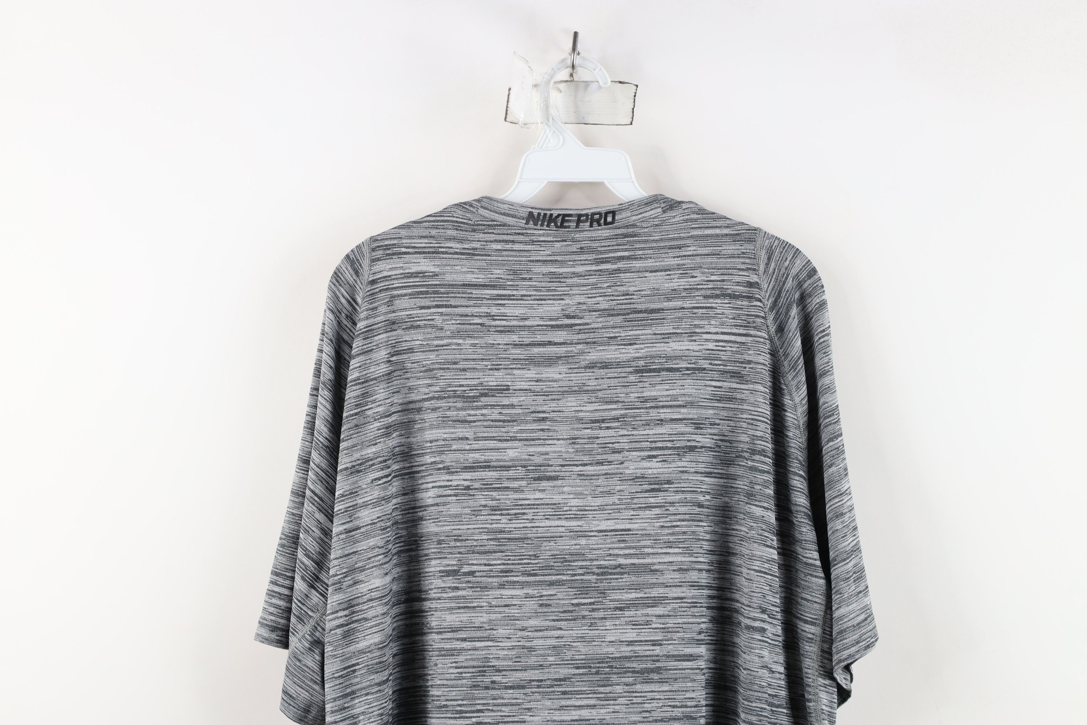 Nike Nike Pro Scott Center Swoosh Training Gym T-Shirt Gray Size US XXL / EU 58 / 5 - 13 Thumbnail