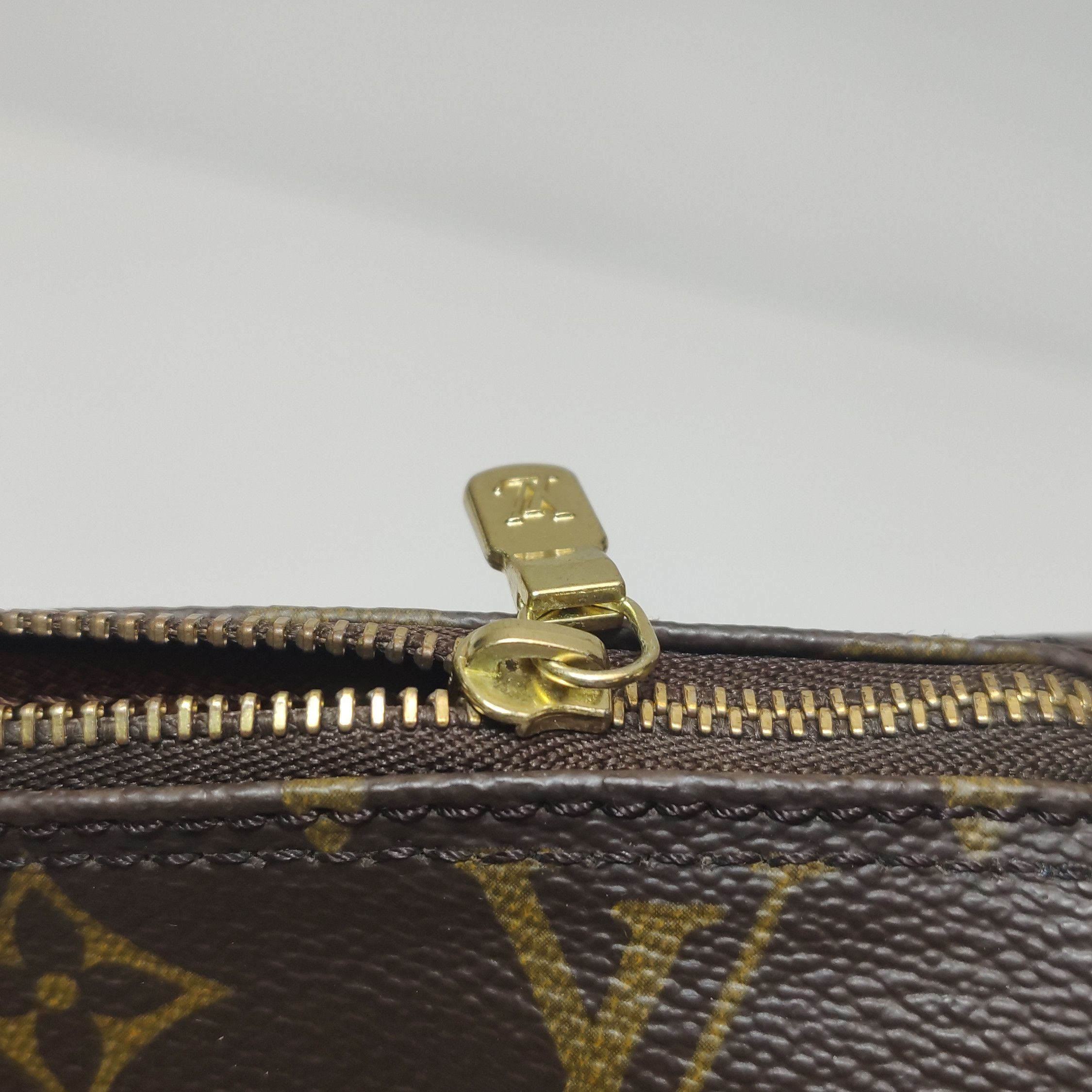Louis Vuitton Louis Vuitton (LV) Papillon Mini Cowhide Monogram Printed D Size ONE SIZE - 5 Thumbnail