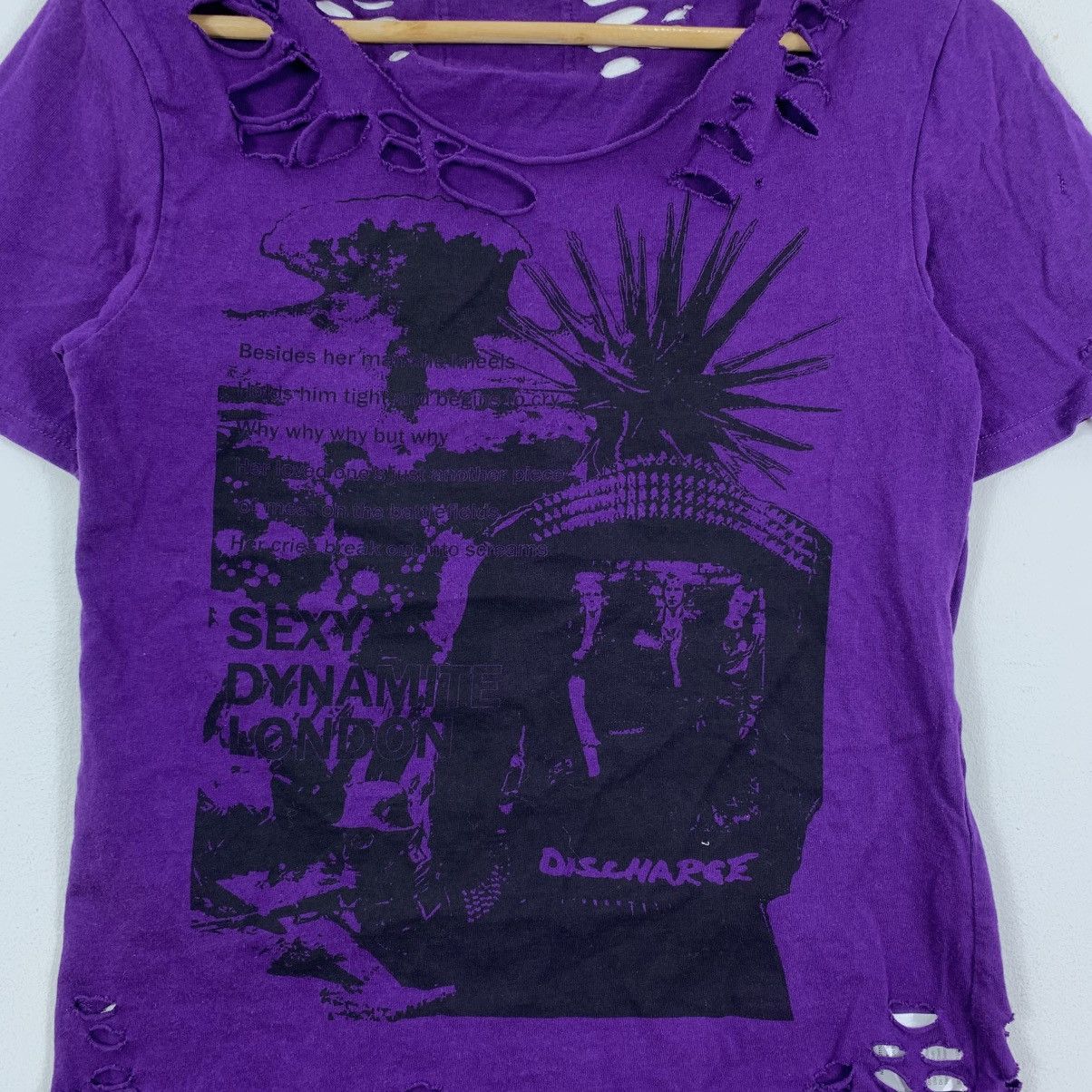 Vintage SEXY DYNAMITE LONDON Discharge Band Punk Distressed Tshirt Size S / US 4 / IT 40 - 4 Thumbnail