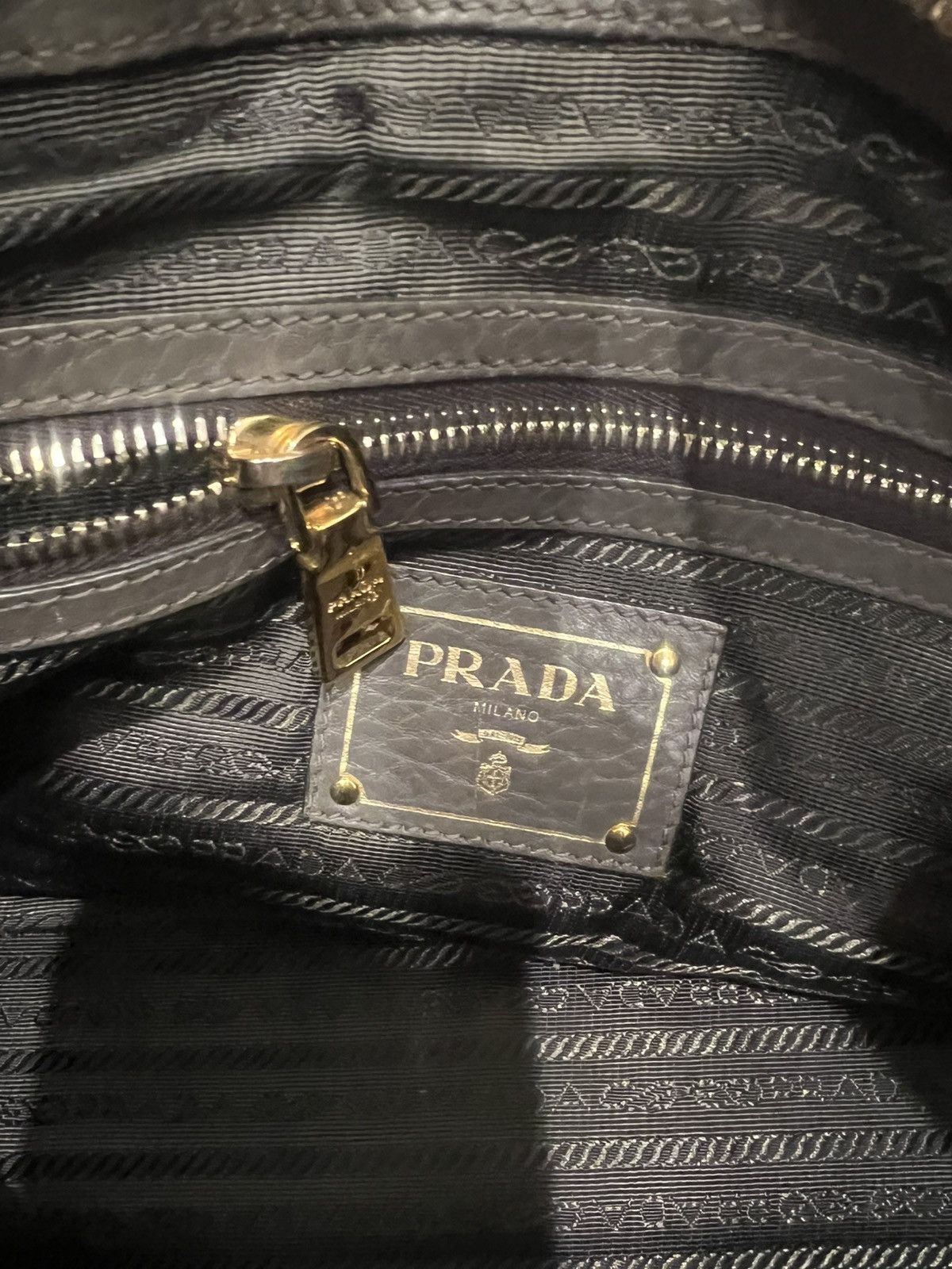 Prada Authentic Prada Vitello Daino Leather Satchel – Dark Grey Size ONE SIZE - 4 Thumbnail