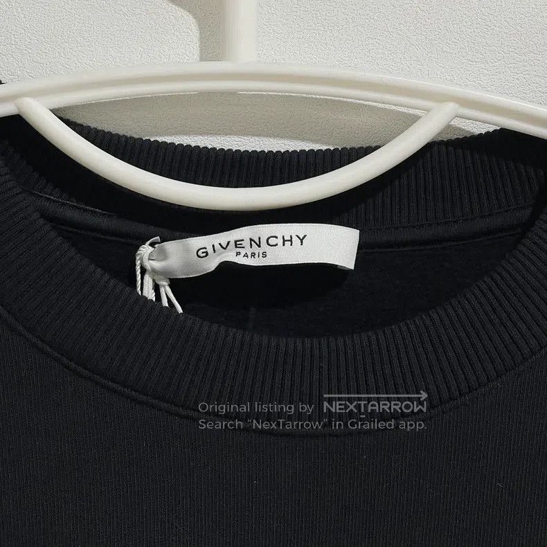 Givenchy Givenchy Black Crewneck Sweatshirt Size US S / EU 44-46 / 1 - 2 Thumbnail