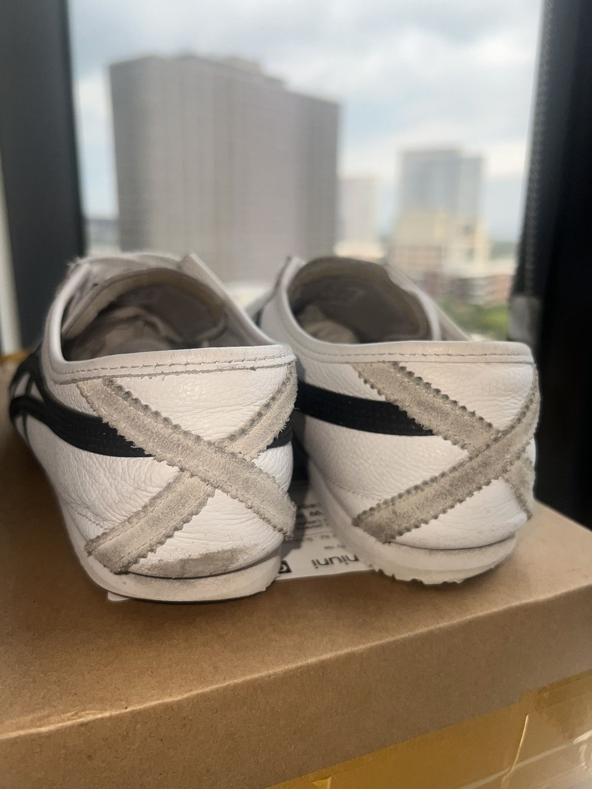 Onitsuka Tiger Onitsuka Tiger Mexico 66, White/Black Size US 9 / EU 42 - 4 Thumbnail