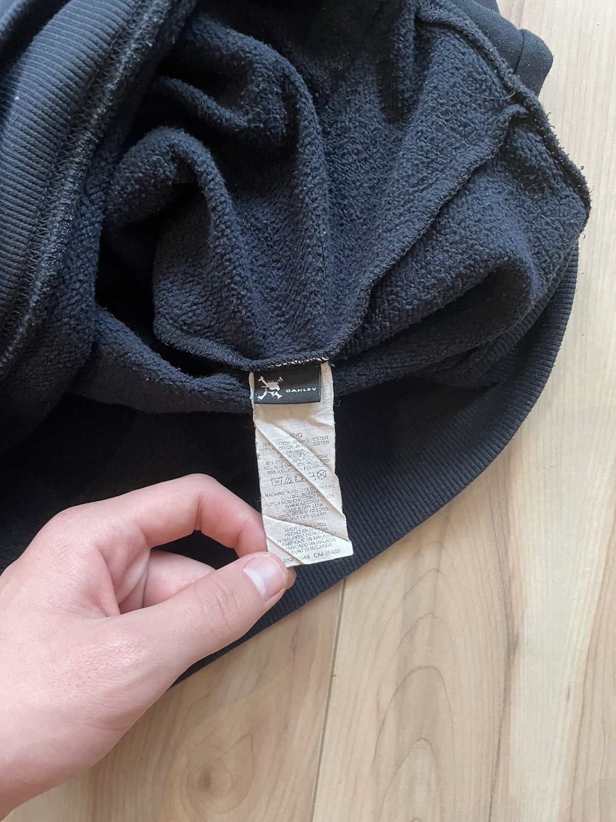 Oakley × Vintage Hoodie Oakley Factory Pilot Vintage Outdoor Arcteryx Size US L / EU 52-54 / 3 - 7 Thumbnail
