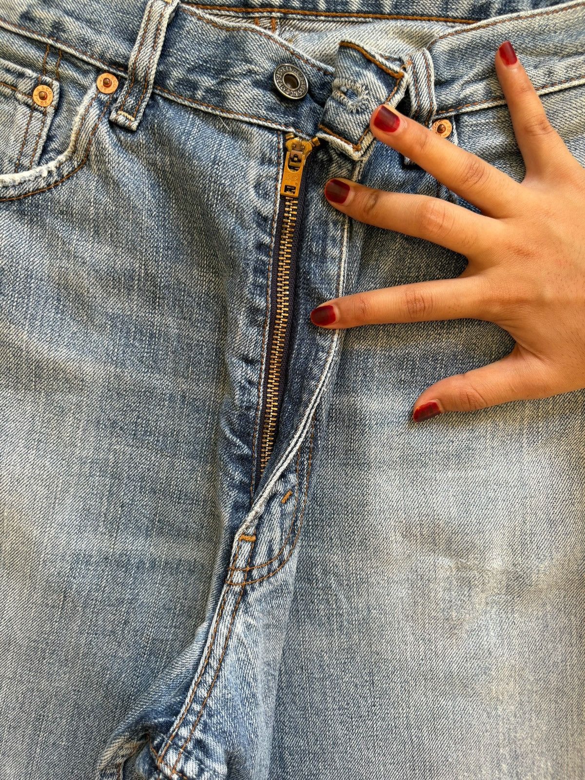 Levi's Vintage 90s Levis 504 Distressed Loose Jean Shorts Jorts Size US 34 / EU 50 - 3 Thumbnail