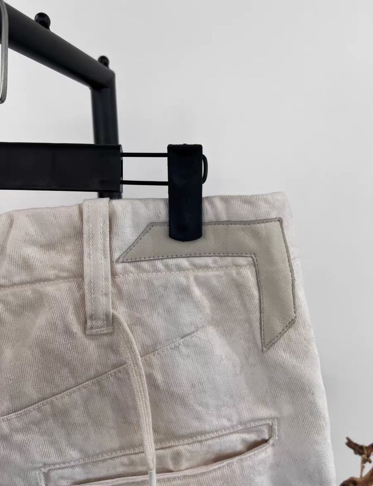 11 By Boris Bidjan Saberi 11ByBBS Heavyweight Spray-Paint Drop-Crotch Denim Shorts Size US 32 / EU 48 - 4 Thumbnail
