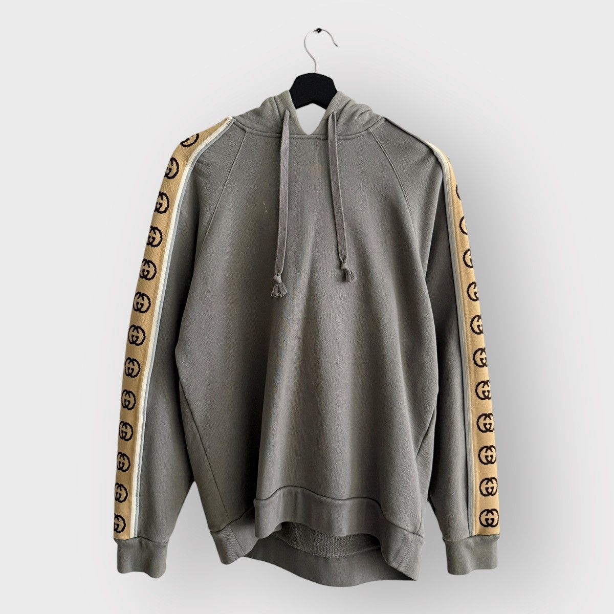 Gucci STEAL! Gucci Sleeve Logos Oversized Hoodie Size US S / EU 44-46 / 1 - 1 Thumbnail