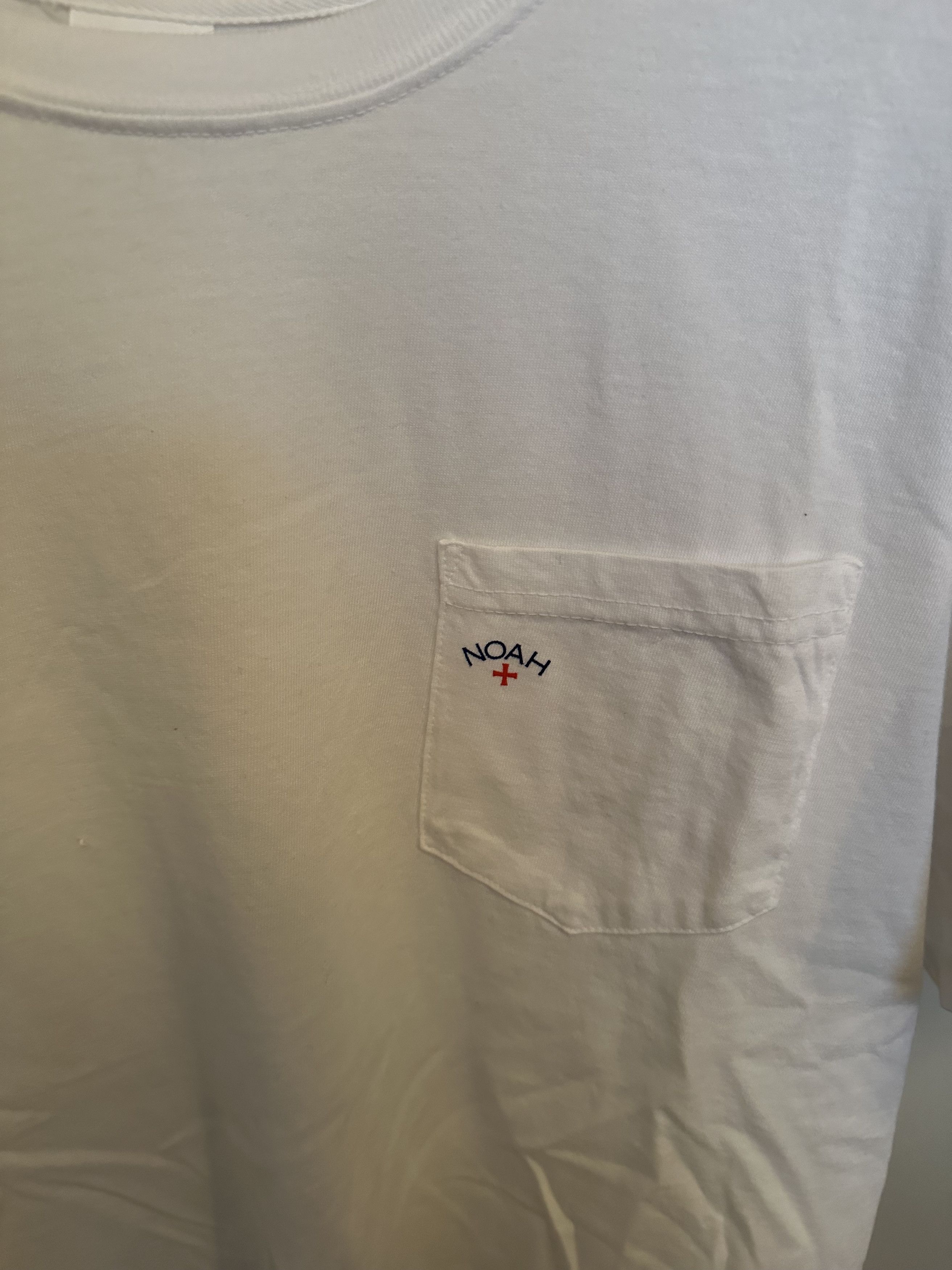 Noah Noah Plain White Pocket Logo T Size US M / EU 48-50 / 2 - 4 Thumbnail