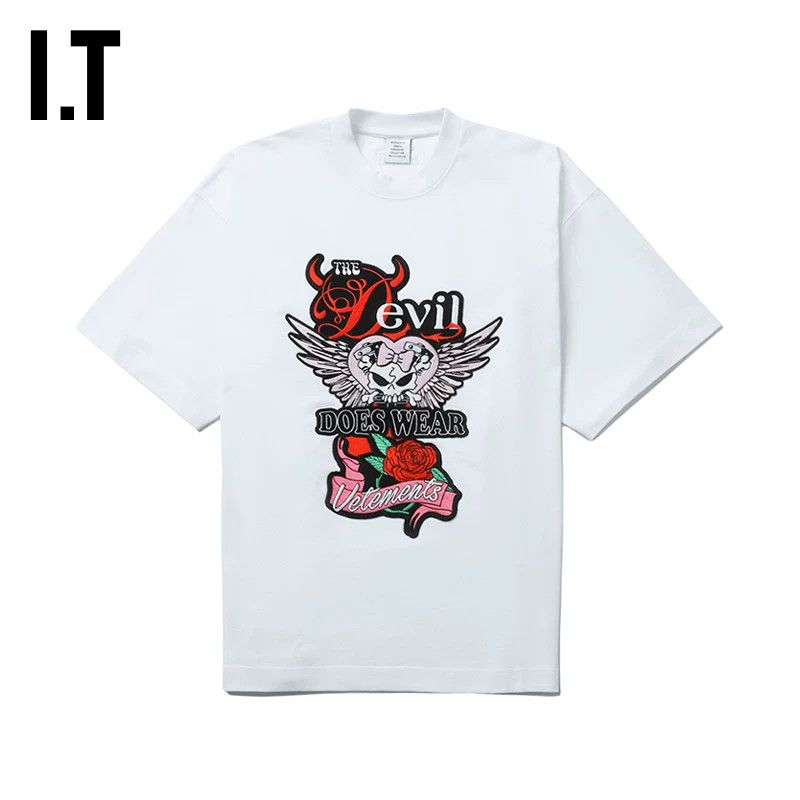 Vetements vetements embroidered short sleeve T-shirt Size US L / EU 52-54 / 3 - 1 Preview