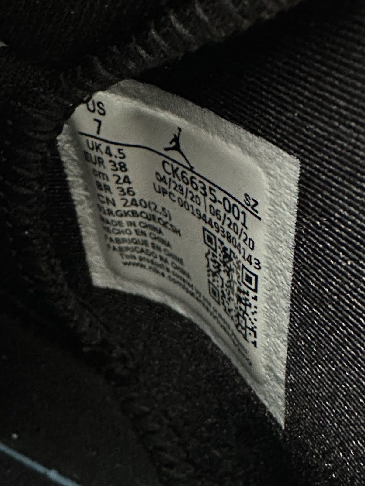 Jordan Brand × Nike Women’s Air Jordan 6 Retro Size US 7 / IT 37 - 8 Thumbnail