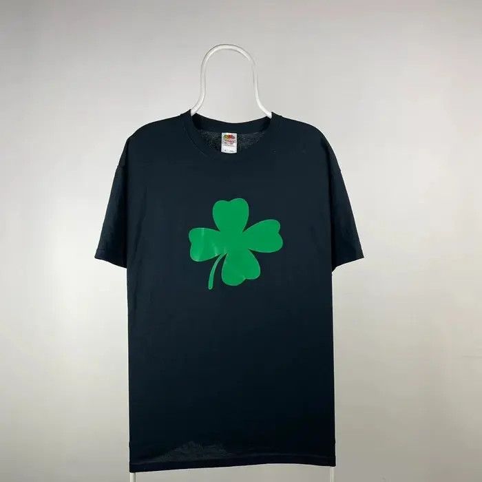 Band Tees Vintage clover Cleveland band tees size XLarge band tee Size US XL / EU 56 / 4 - 1 Thumbnail