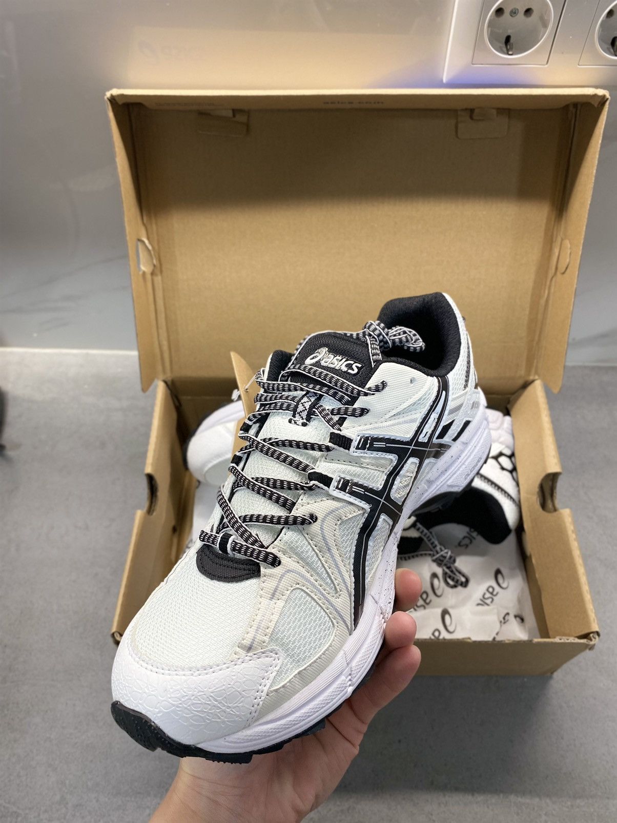 Asics Asics gel-kahana 8 Size US 11 / EU 44 - 14 Thumbnail