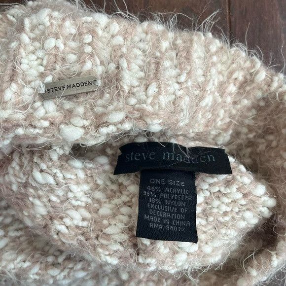 Steve Madden Steve Madden Pompom hat and infinity scarf set Size ONE SIZE - 5 Thumbnail