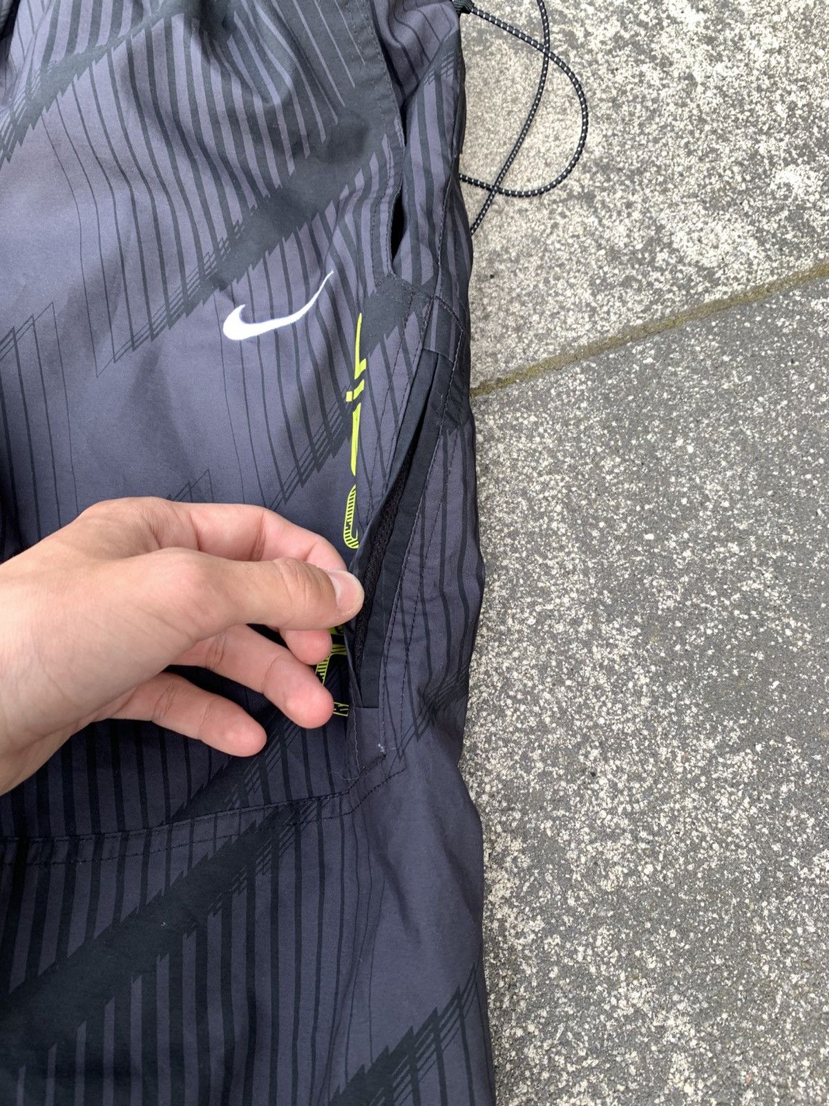 Nike × Vintage 🔥VINTAGE NIKE NYLON SHORTS Size US 36 / EU 52 - 5 Thumbnail