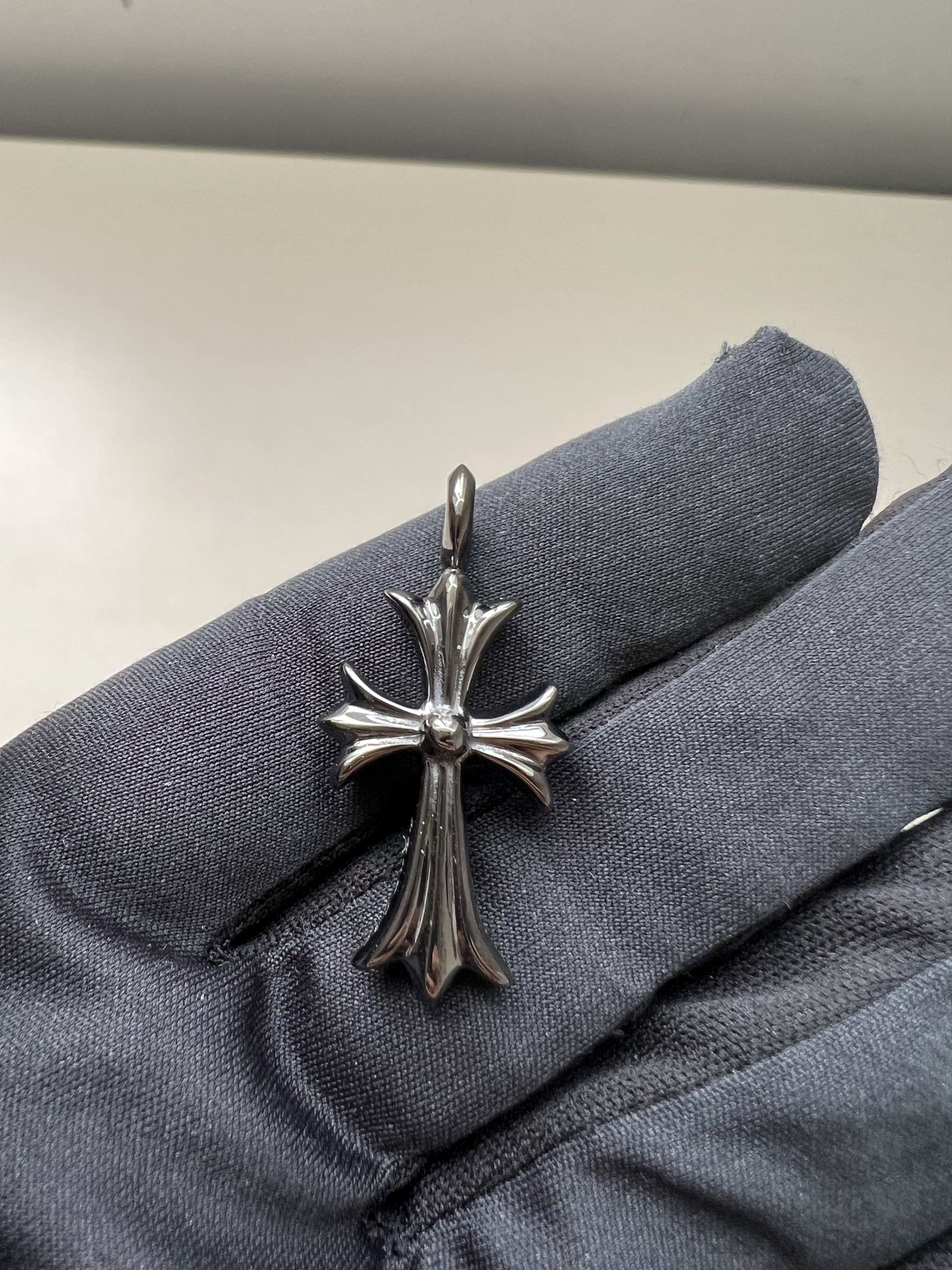 Chrome Hearts Chrome Hearts Silver Black Diamond Cross Charm Pendant Size ONE SIZE - 10 Thumbnail