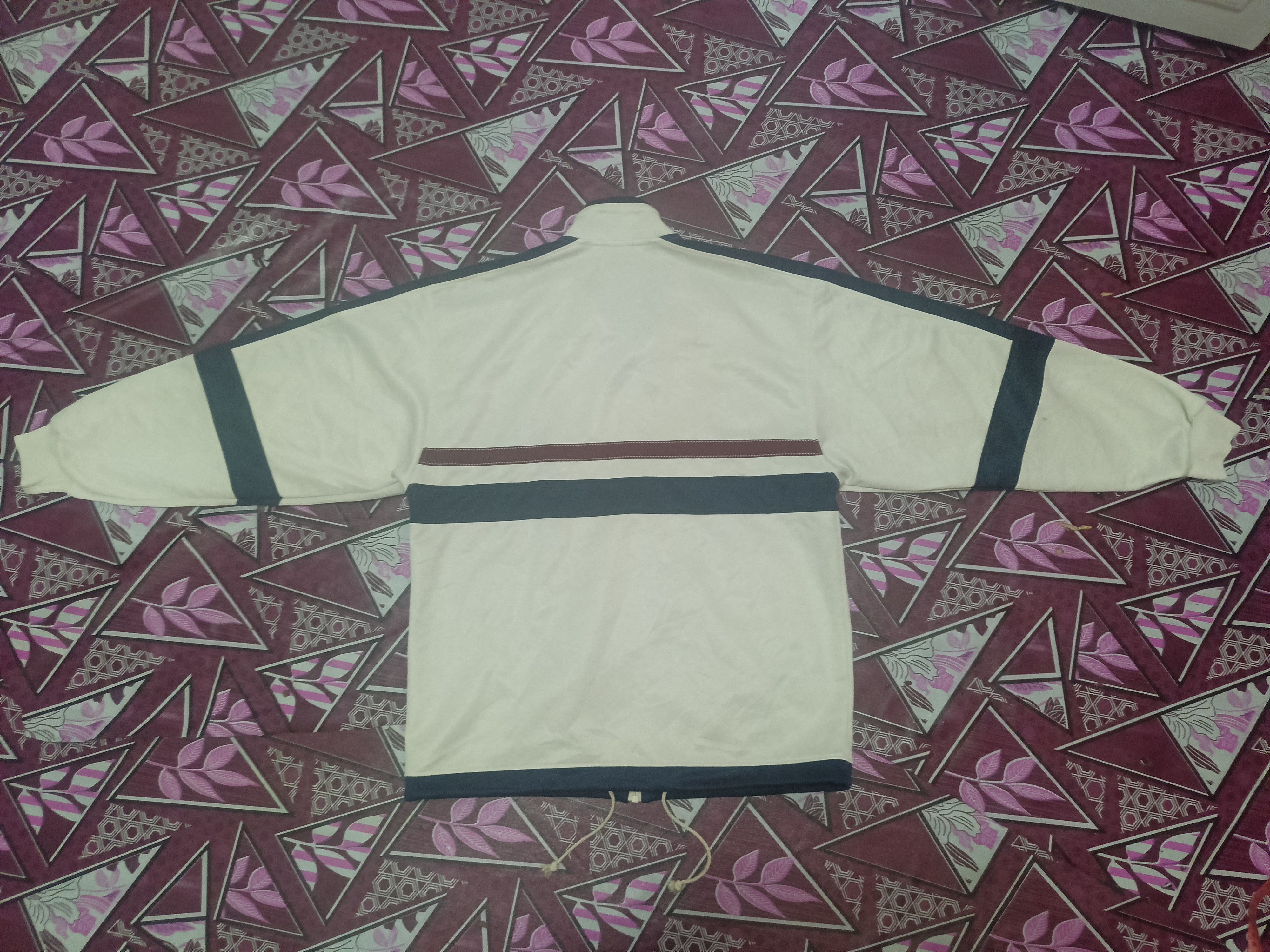 Fred Perry Vintage Fred Perry Track Jacket Side tape Size US M / EU 48-50 / 2 - 15 Thumbnail