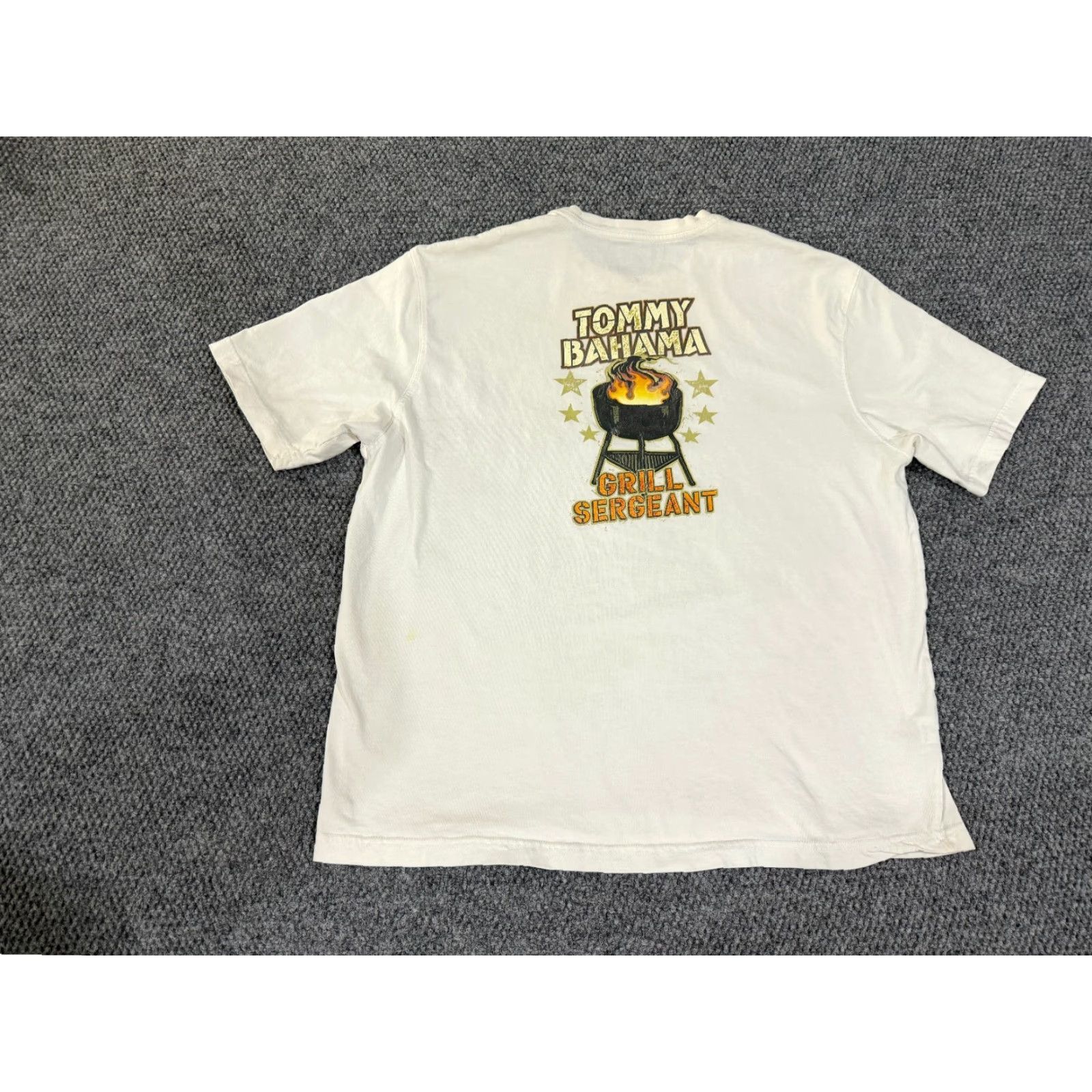 Tommy Bahama Tommy Bahama T Shirt Mens XL White Short Sleeve Graphic Grill Sergeant Casual Size US XL / EU 56 / 4 - 2 Thumbnail