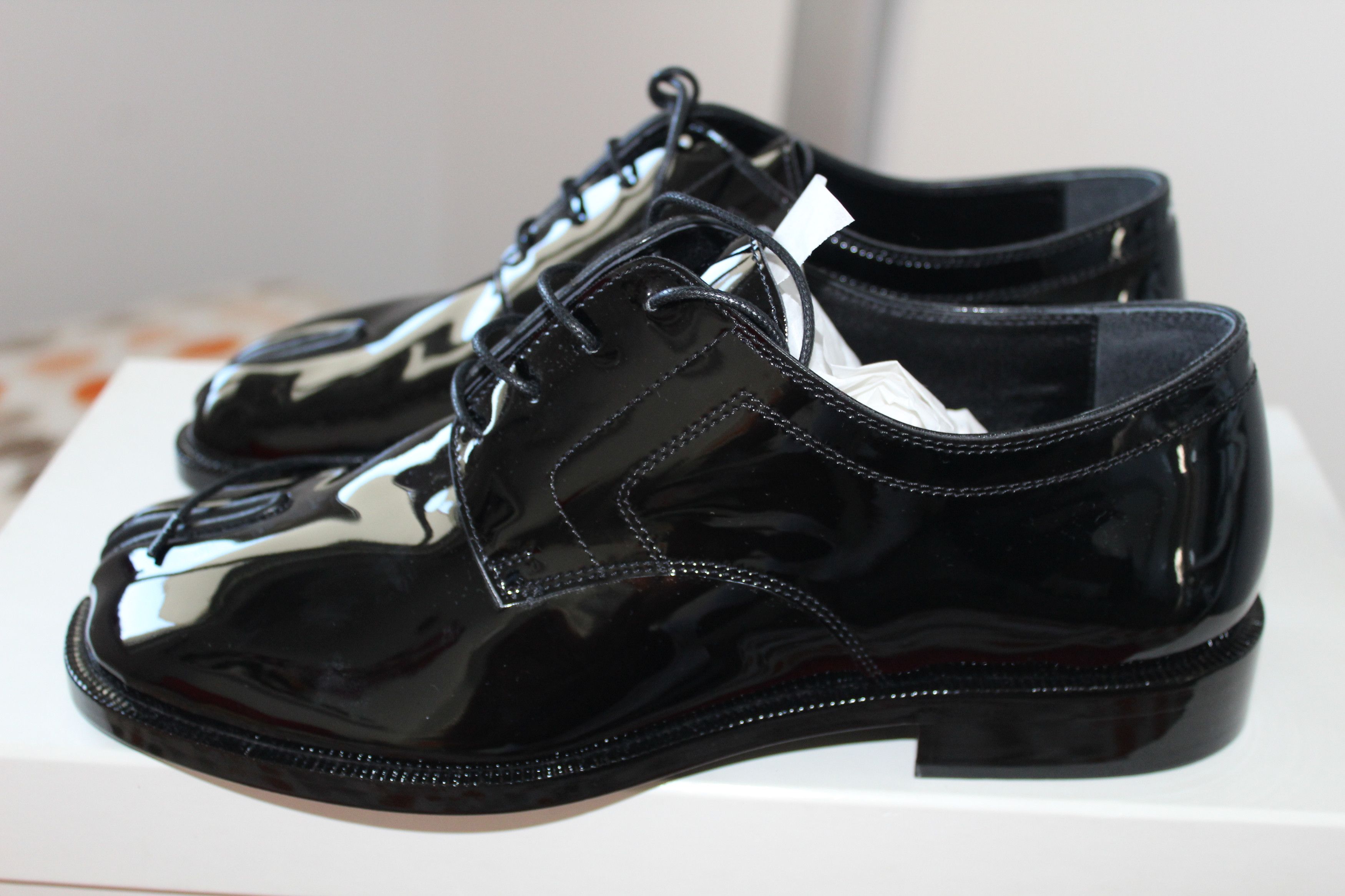 Maison Margiela Maison Margiela Tabi Oxford Black Patent – EU41 (US 8, UK 7) Size US 8 / EU 41 - 2 Thumbnail